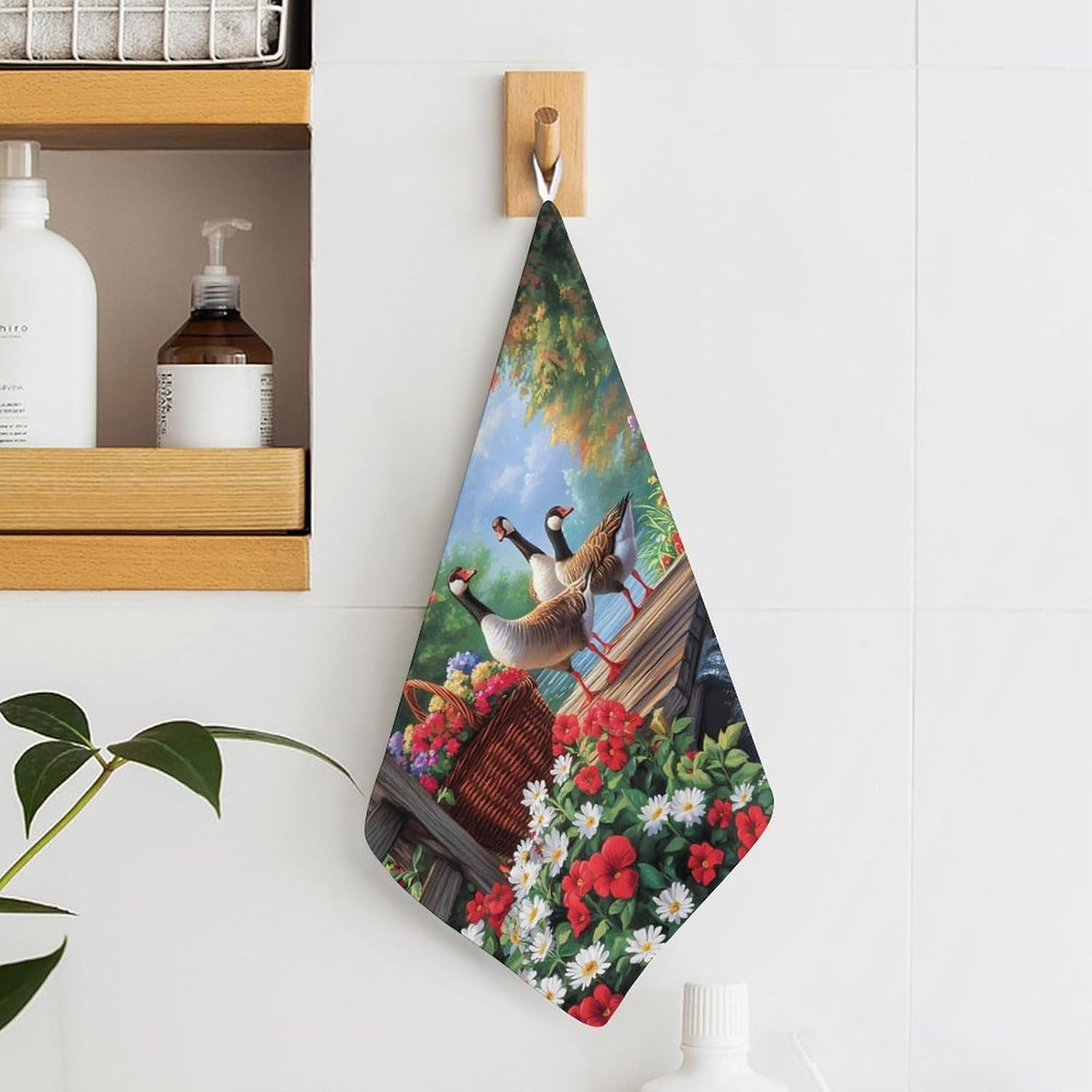 USA Flag Goose Flower Towel Hand Towels Decorative Towel for Bathroom Kitchen Shower Gym 4PCS