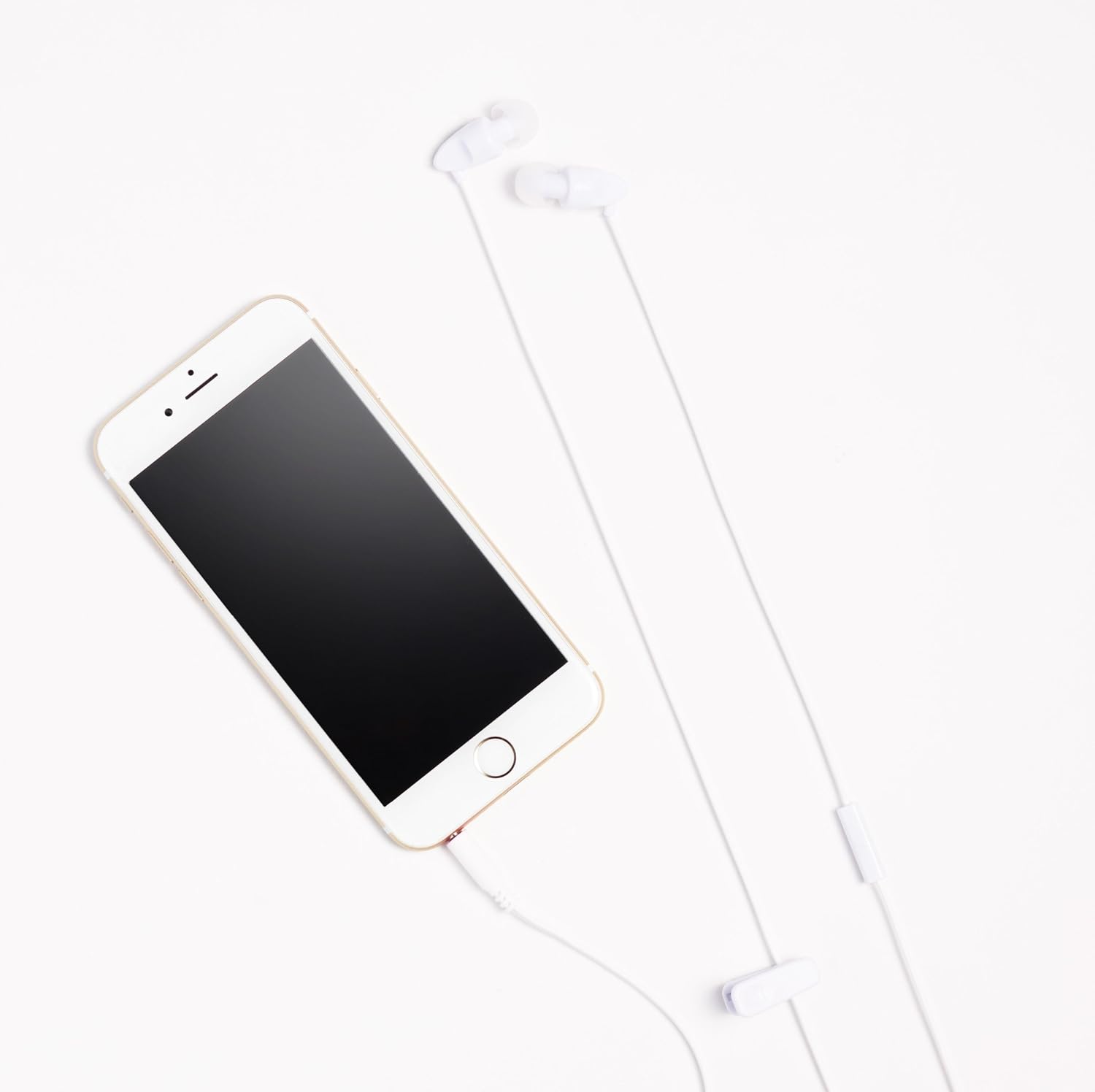 Amazon Basics In-Ear Headphones with Universal Mic - White