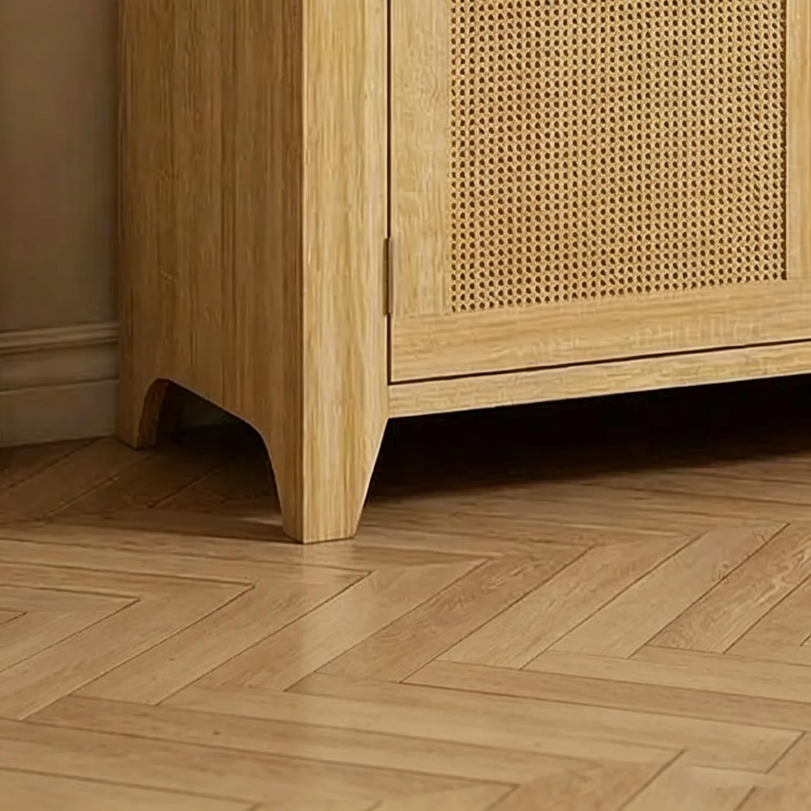 Bücherregal mit Türen, gebogener, hoher Rattan-Aufbewahrungsschrank, Holz-Bücherregal mit 3-stöckigen offenen Regalen, für Wohnzimmer, Schlafzimmer, Heimbüro, Küche