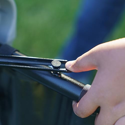 Miniatura 12 de Lifetime Juego portátil de lanzamiento de Cornhole con 8 bolsas de frijoles y bolsas de almacenamiento unidas a las tablas