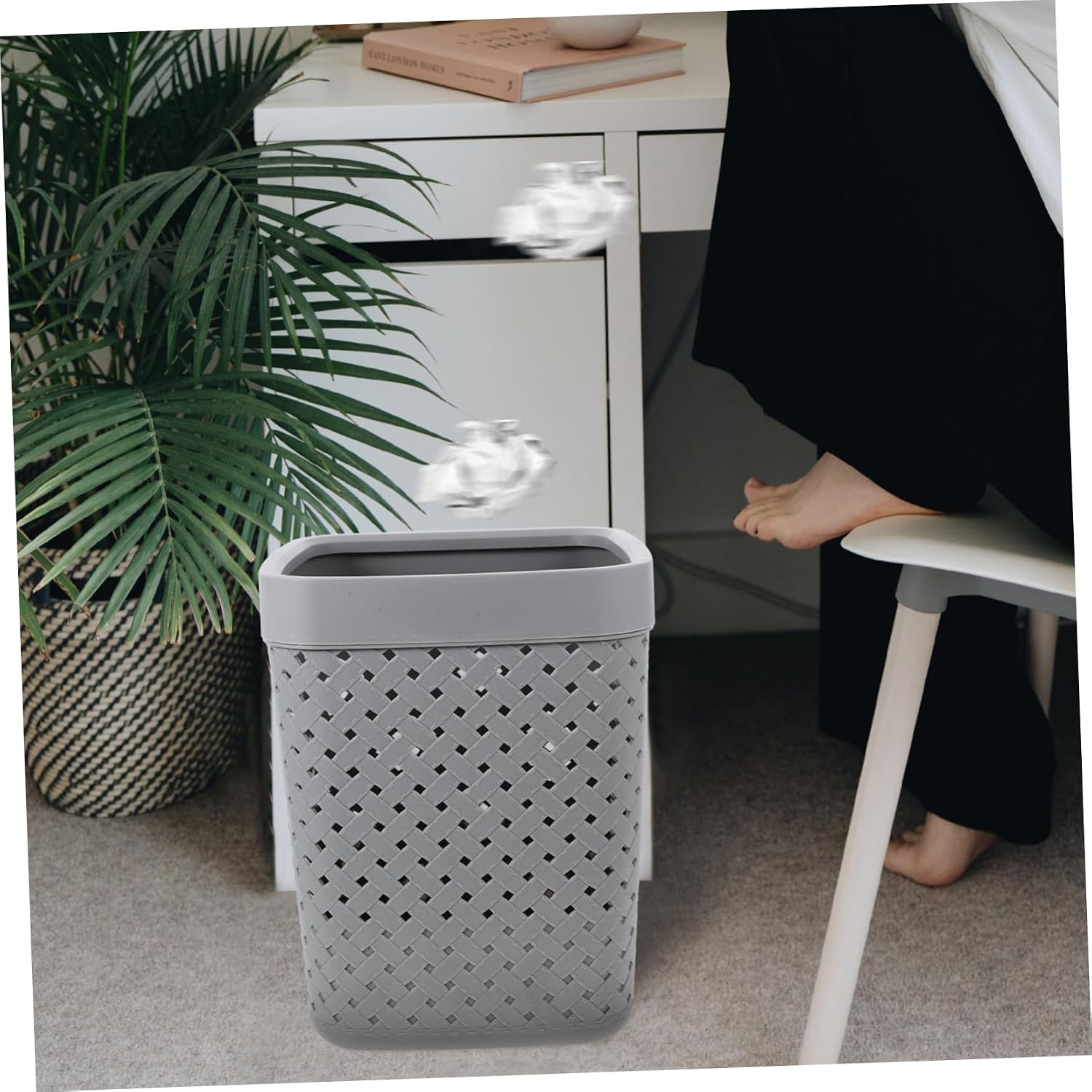 NUOBESTY Plastic Garbage Can Modern Gray Open Trash Bin for Bathroom Kitchen Bedroom and Home Sturdy Design Easy to Use and Versatile Waste Container
