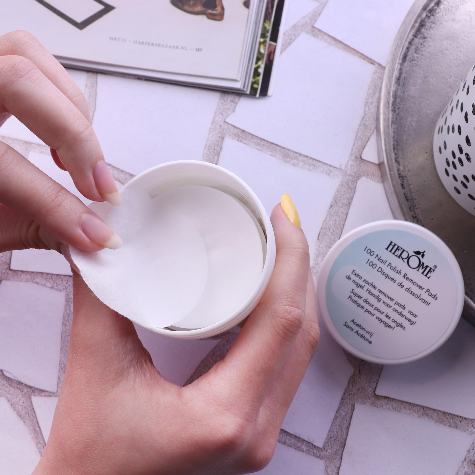 Herome Disques Dissolvants à Vernis à Ongles (Caring Nail Polish Remover Pads) - Sans Acétone - 100 pads