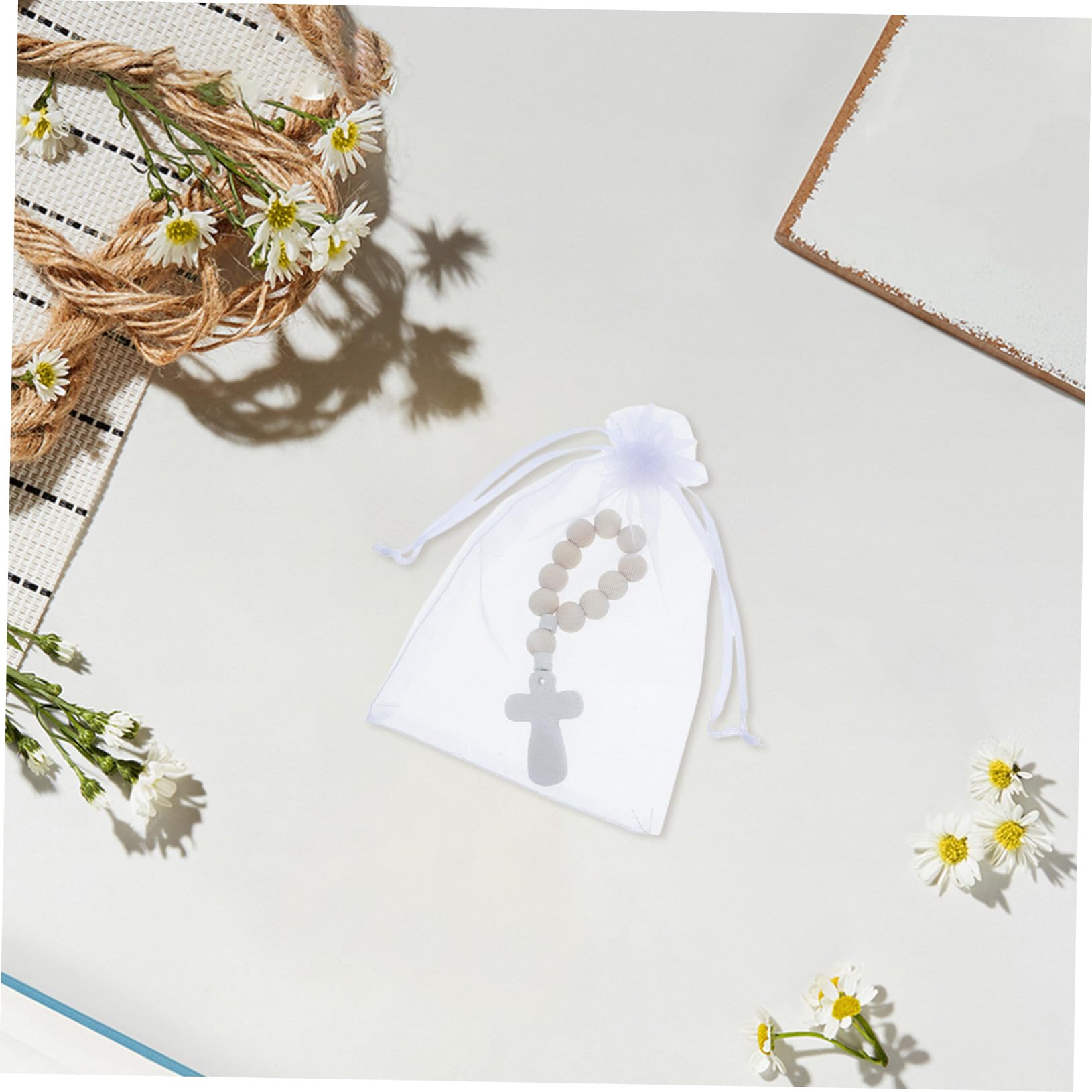 40 juegos Pulseras de Madera con Cortos y Dijes de Cruz Recuerdos Bautizo con Bolsitas de Malla para Niñas Regalos Invitados para Comunión y Bautismo