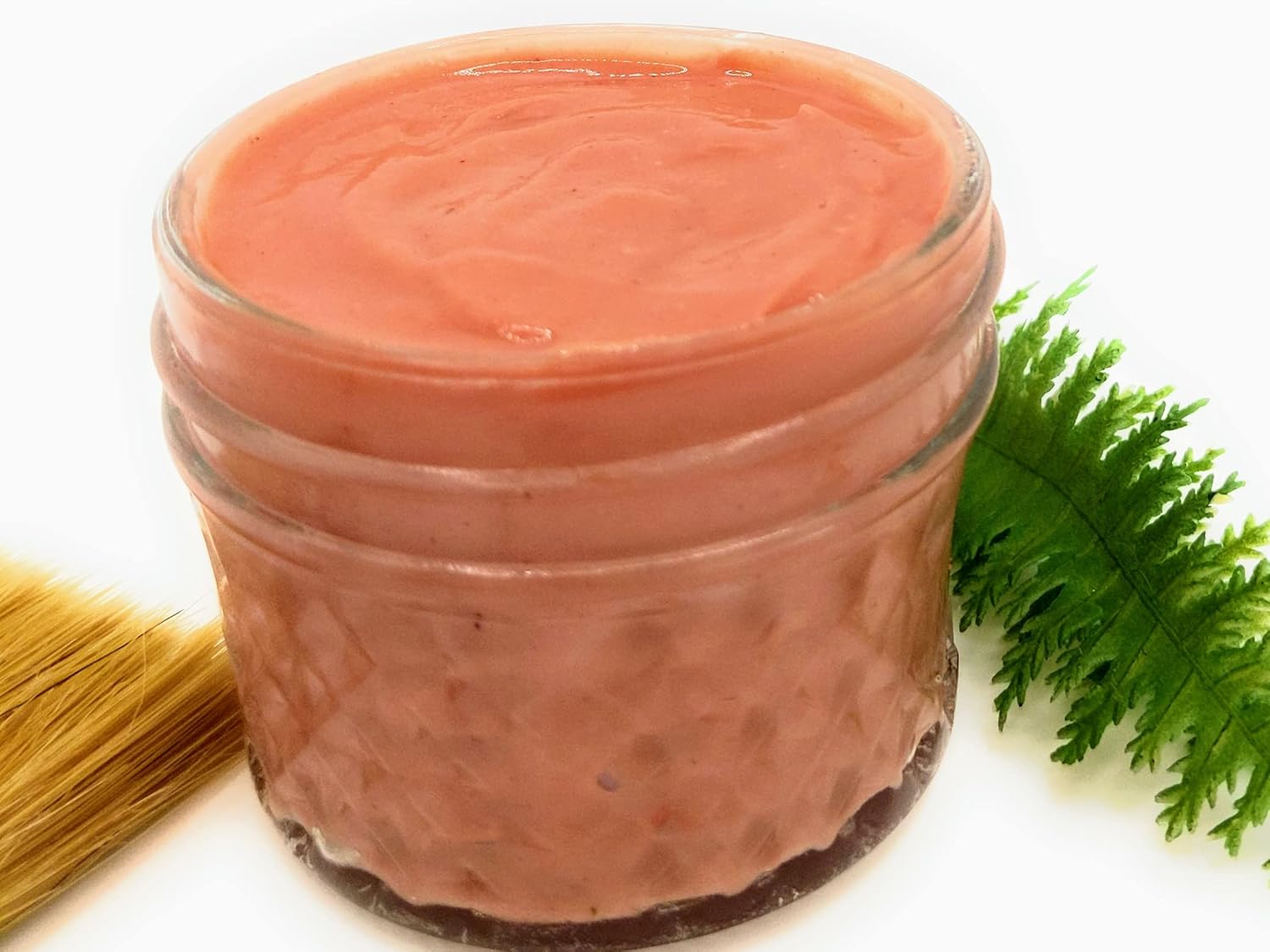 Indus Farms Strawberry Fruit Powder | Rich in Antioxidants, Versatile Flavor for Baking, Smoothies, Yogurts, Chocolates, Sports Nutrition, Personal Care | GMO-Free | 2 LB