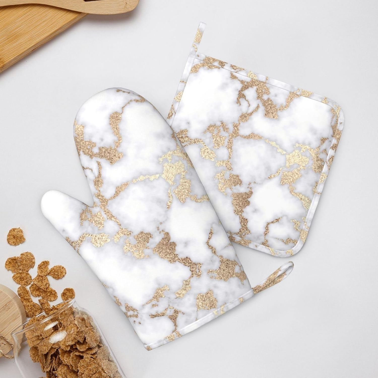 Modern Chic White Gold Foil Marble Oven Mitts and Pot Holders Set Heat Resistant Non-Slip Silicone Oven Mittens with Oven Gloves and Hot Pads Potholders for BBQ Kitchen Baking Cooking, Quilted Liner