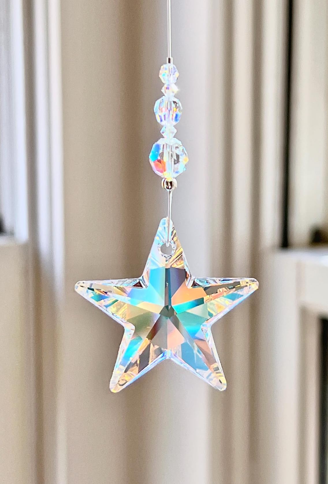 Mannikin Crystal Star Suncatcher, Hanging Window Prism, Clear Rainbow Maker for Garden, Patio, Home Decoration