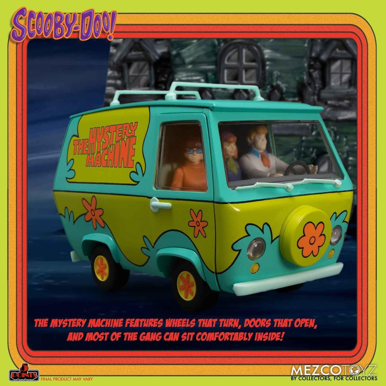 Mezco Toyz Scooby-Doo Friends and Foes Deluxe Action Figure Set, 5 Pieces