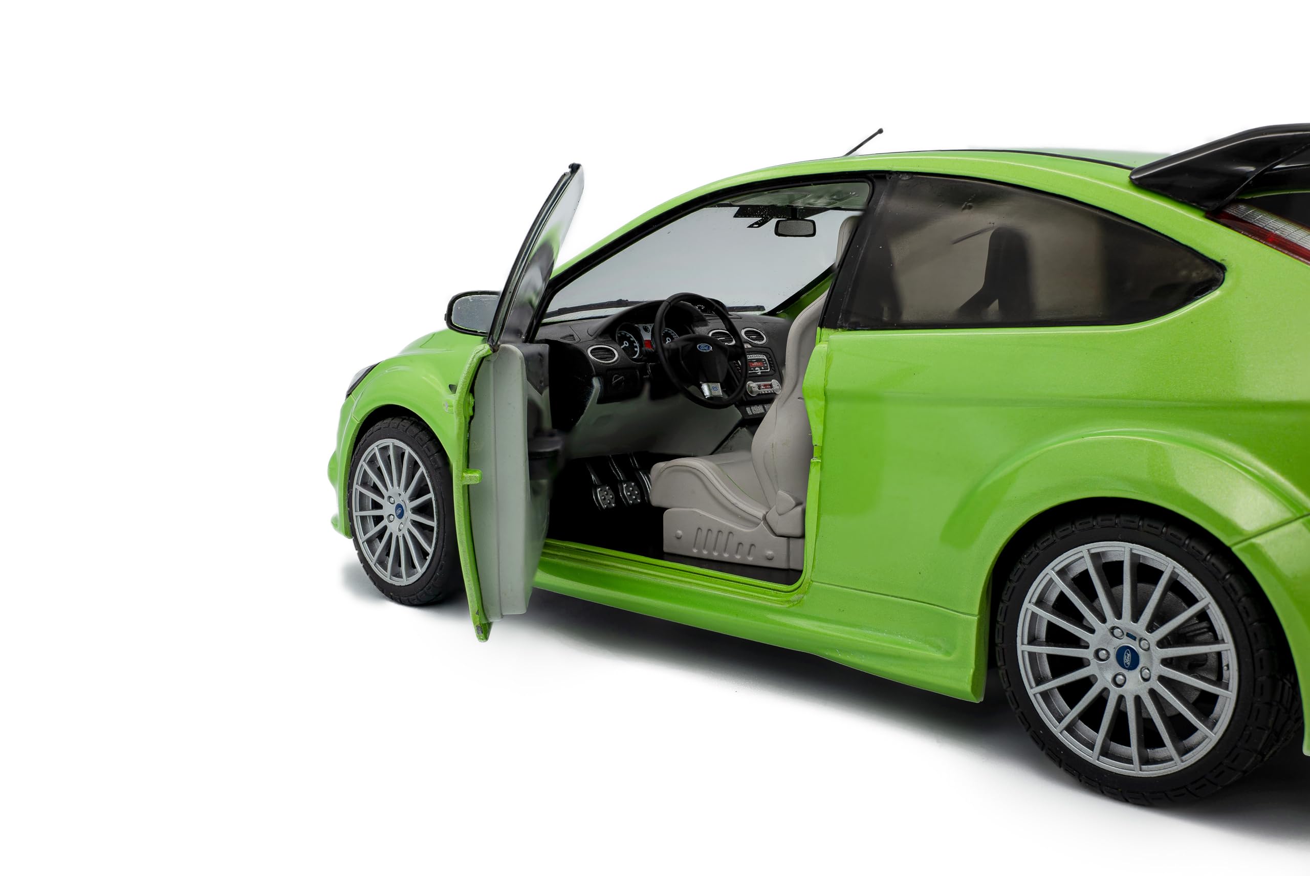 Solido Ford Focus RS MK2 – 1:18 Modellauto in Ultimate Green, Präzises Die-Cast Modell, Detailreicher Innenraum und Motor, Sammlermodell für Ford-Fans