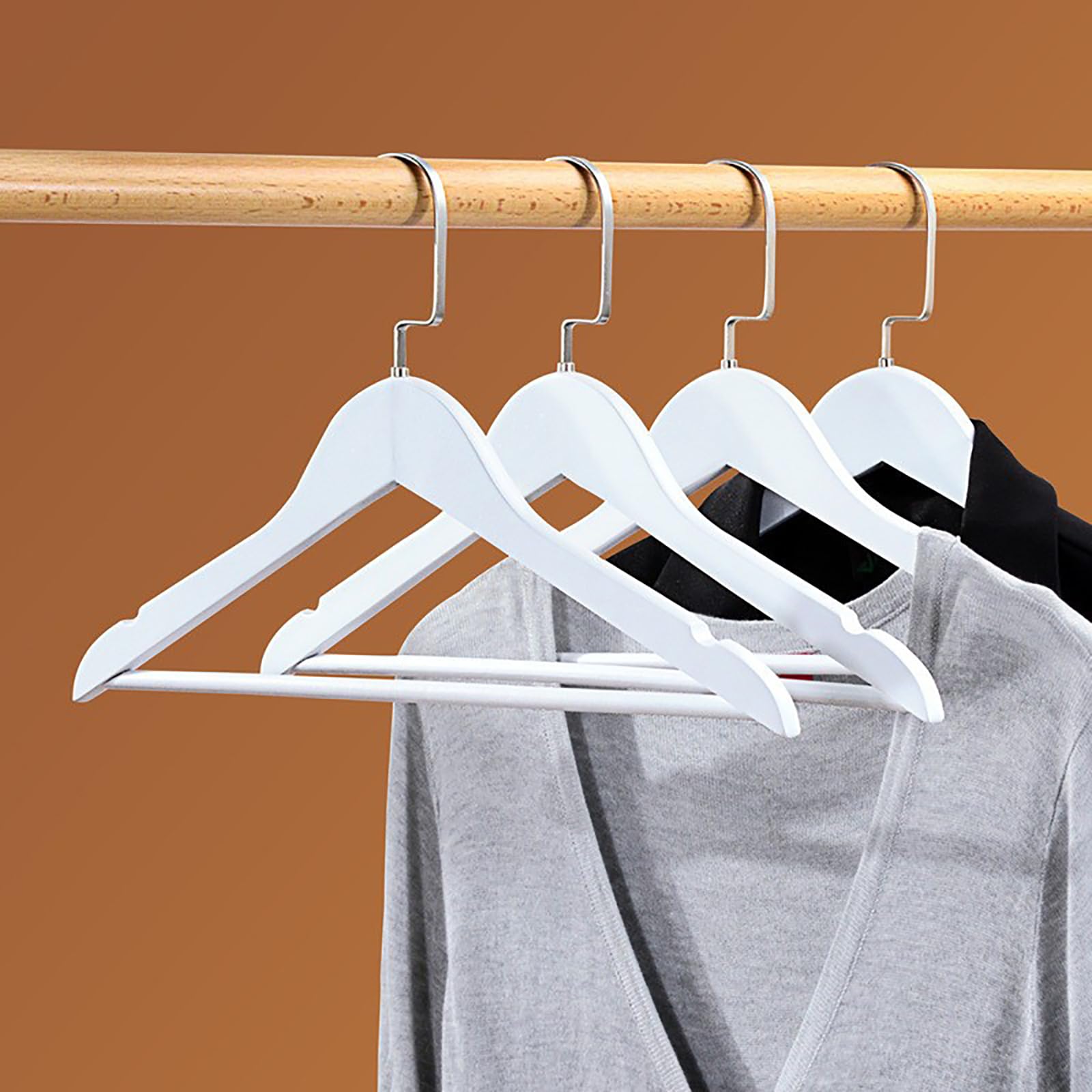 Perchas Antideslizantes Ahorran Espacio, Perchas Resistentes y Ligeras de Terciopelo con Muesca, Perchero de Madera Maciza con Ganchos Giratorios, para Camisas, Faldas, Trajes