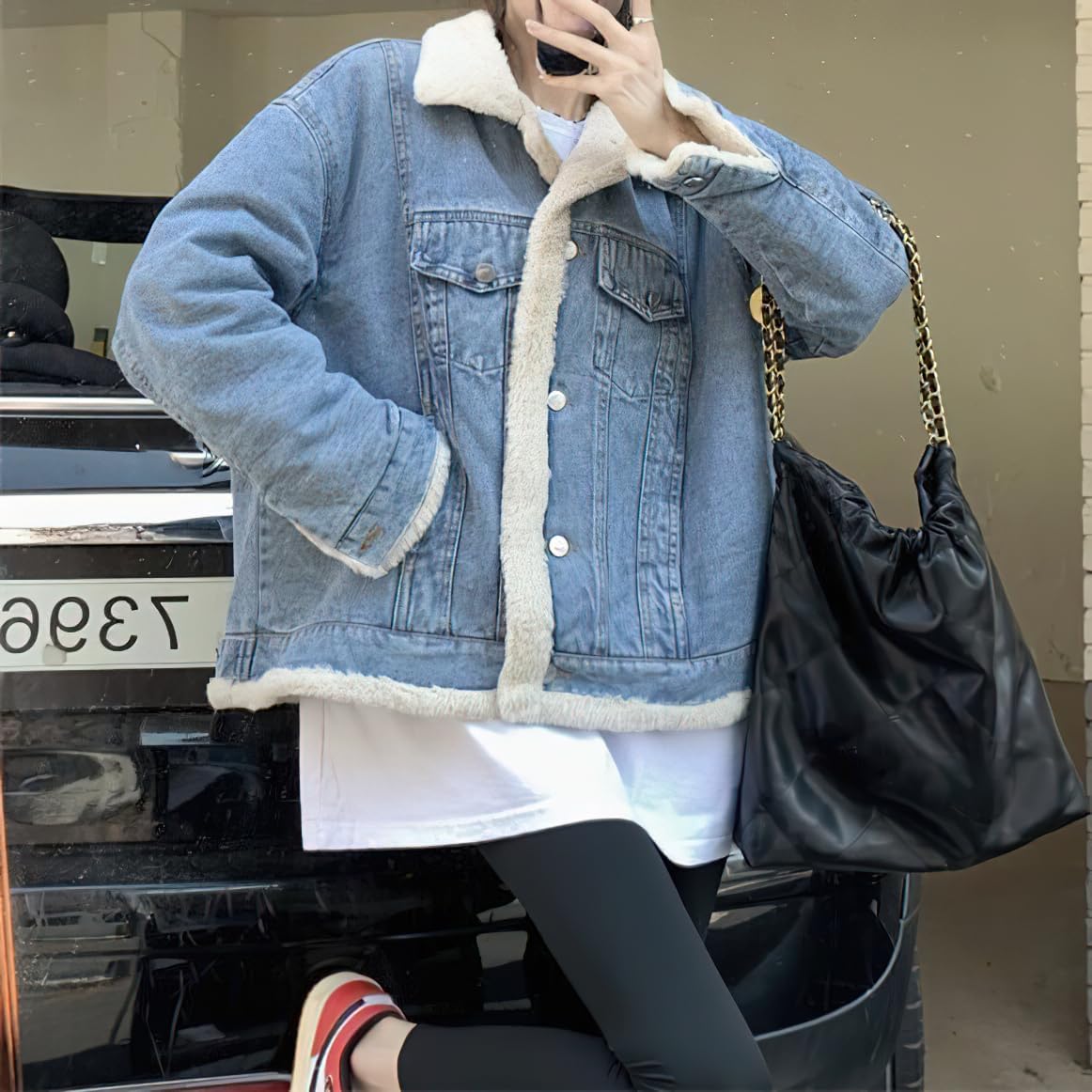 chouyatou Women's Reversible Warm Sherpa Notched Collar Jean Jacket Faux Fur Denim Coat Trucker Jacket - Image 5