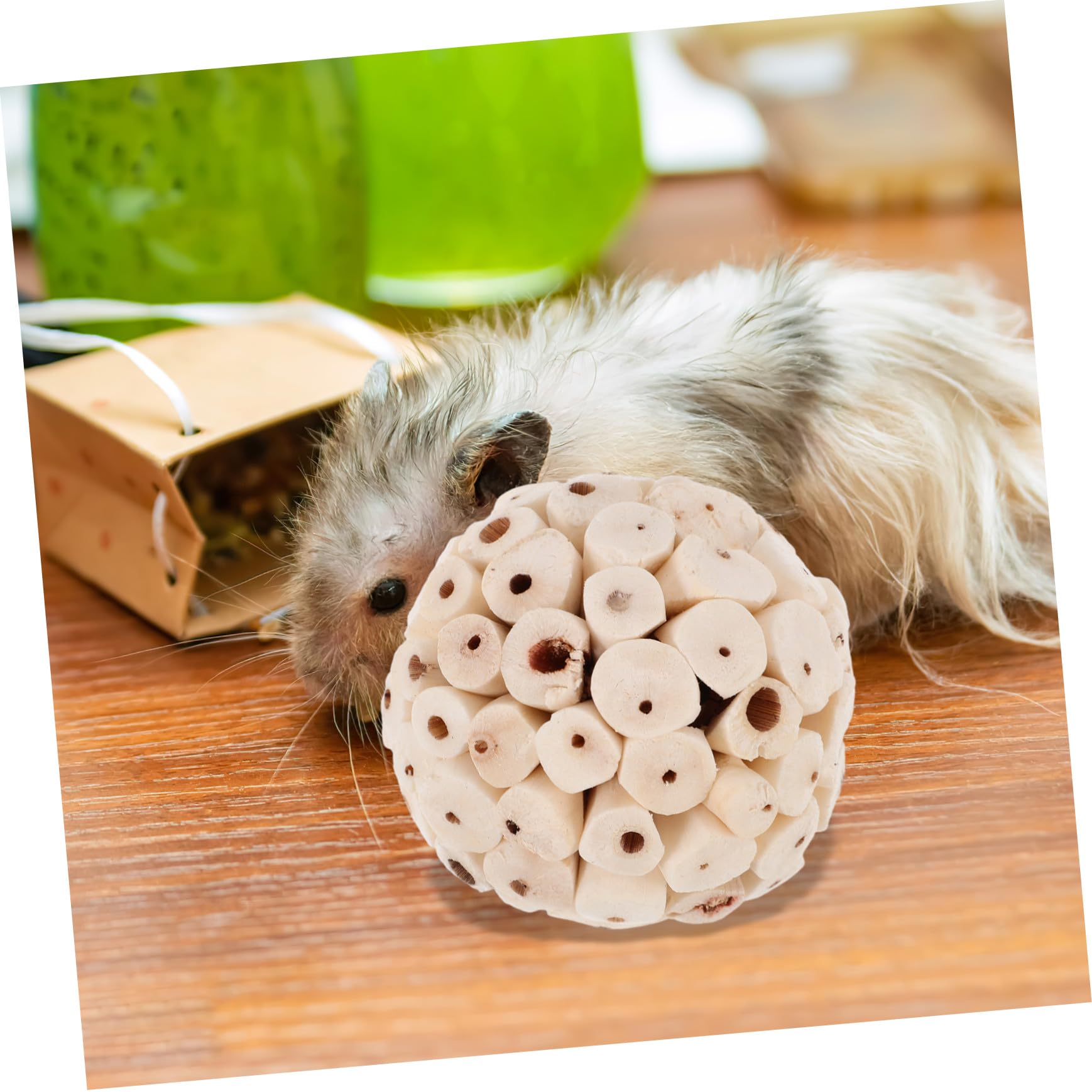 6 pièces Jouets à Mâcher Naturels pour Oiseaux et Rongeurs Boules Comestibles pour Perroquets Perruches Hamsters et Hérissons Accessoires de Fouille pour Cage