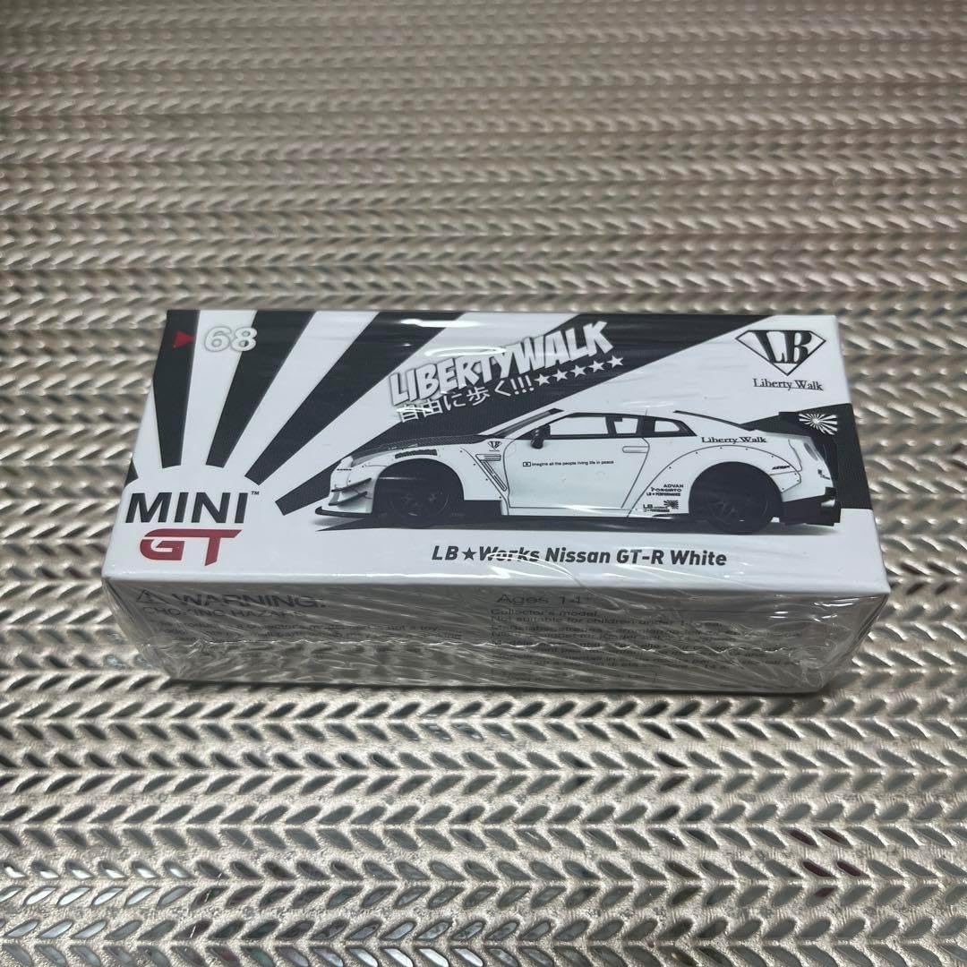 LibertyWalk MINIGT NissanGT-R 白 レア 単品 LibertyWalk MINI GT