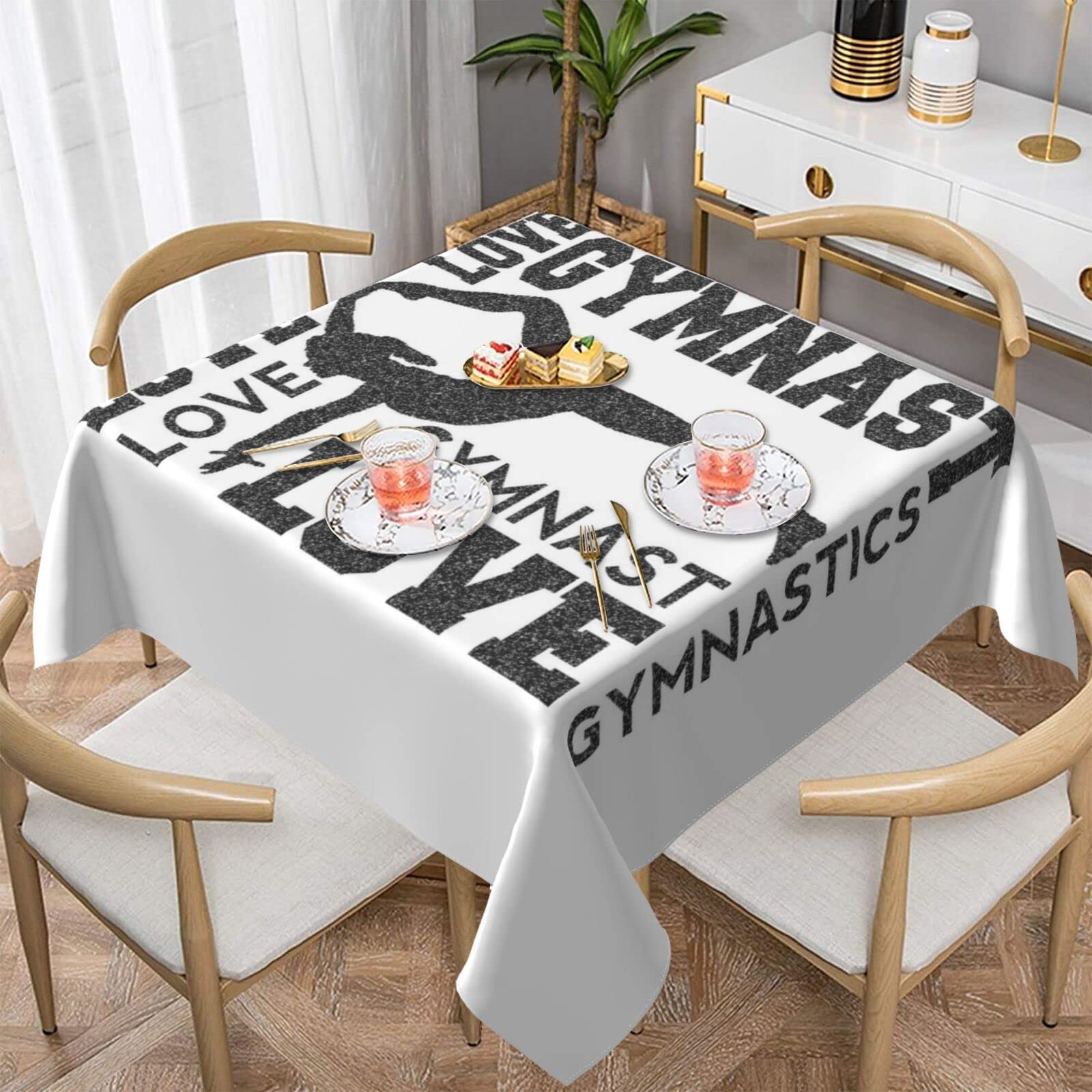 Nappe carrée Gymnastics pour table de cuisine et salle à manger New Love