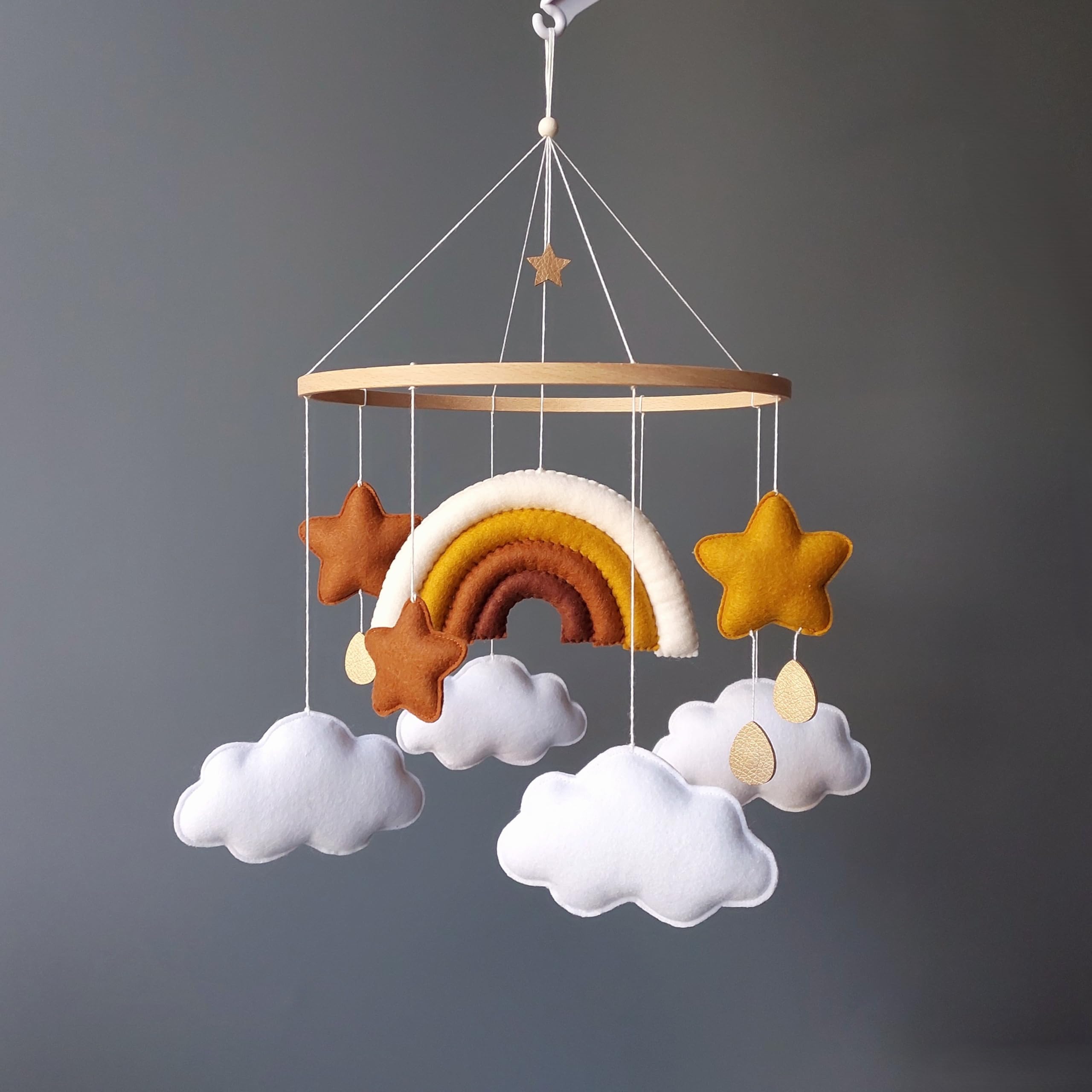 Regenbogen Baby Mobile – Neutrales Boho Mobile mit Sternen & Wolken in Beige und Braun – Handgemachtes Filz-Mobile fürs Babyzimmer – Wunderschönes Geschenk zur Geburt