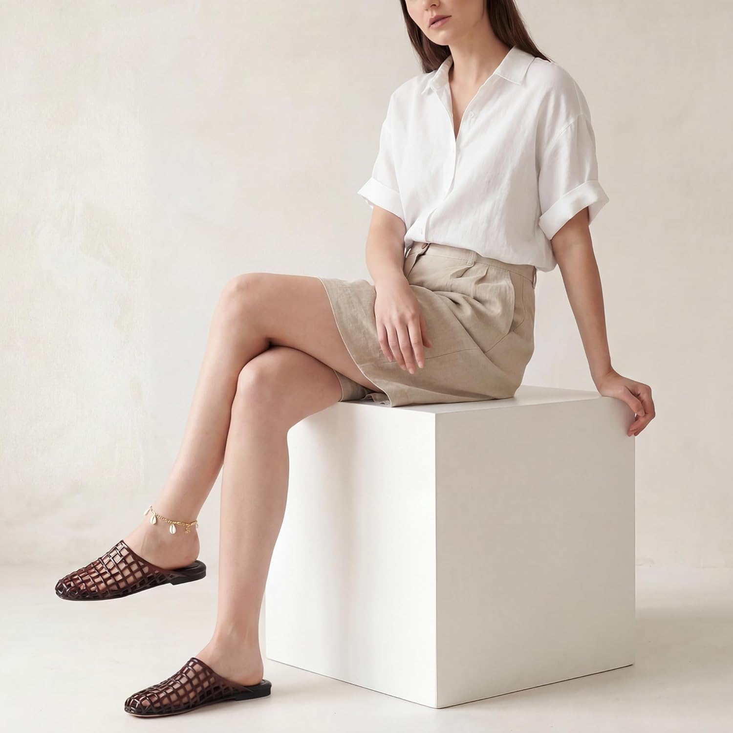 Clear Jelly Shoes for Women Slip on Jelly Mesh Slides Comfortable Closed Toe Flats Sandals Summer Beach Slippers. - Image 4