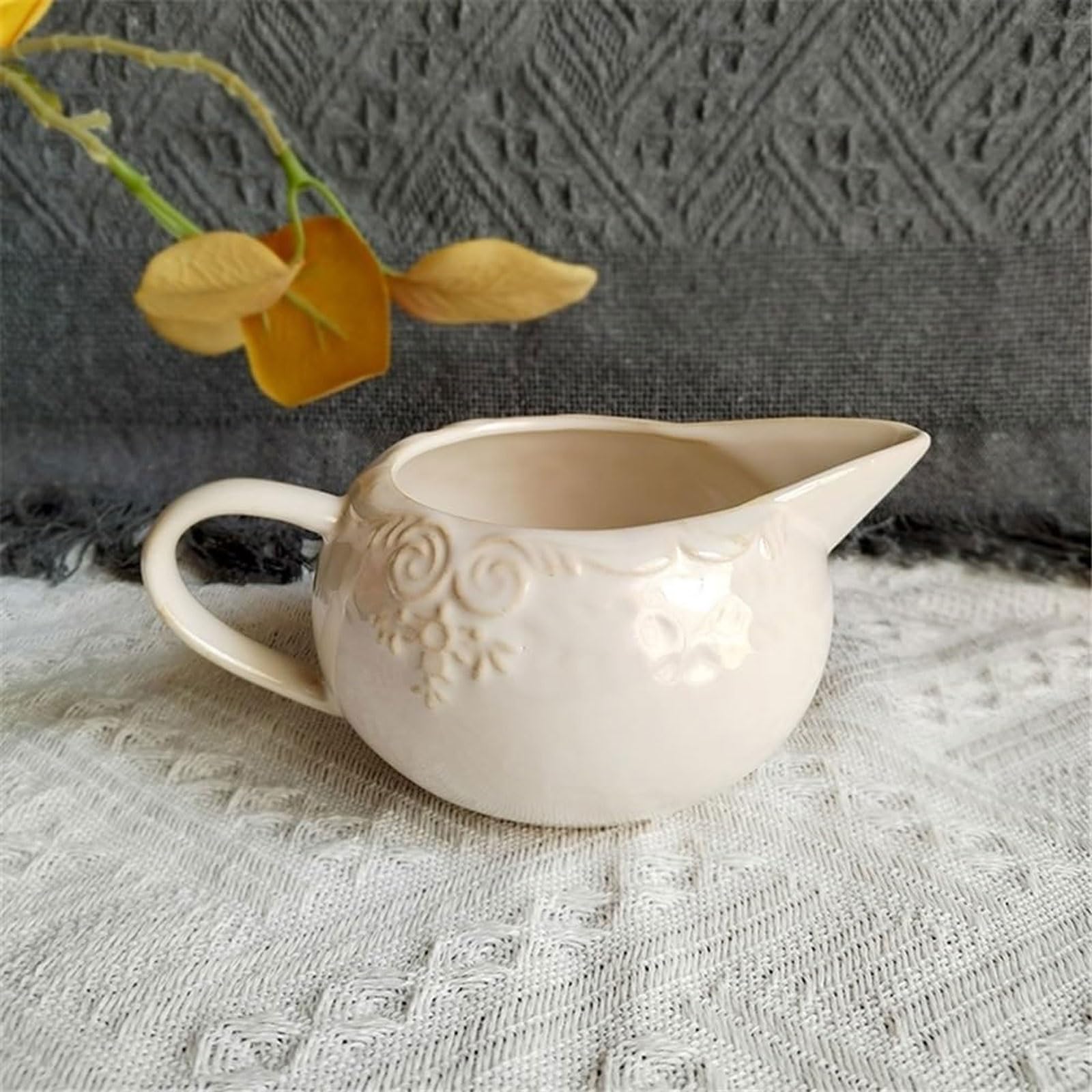 MRKU Pot à Lait, saucière, Tasse à Eau, pichet, crémier, Distributeur de café, sucrier, Pot en céramique rétro européen - 320 ML, Motif Vigne, avec Bec verseur
