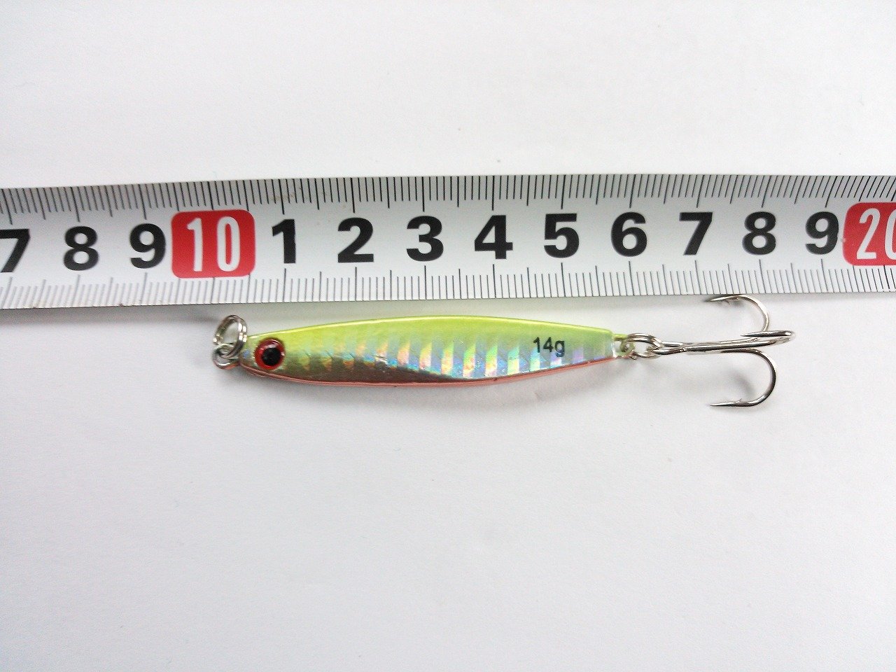 Amazon.co.jp: メタルジグ 14g 7色 セット 6cm 海水の定番カラー