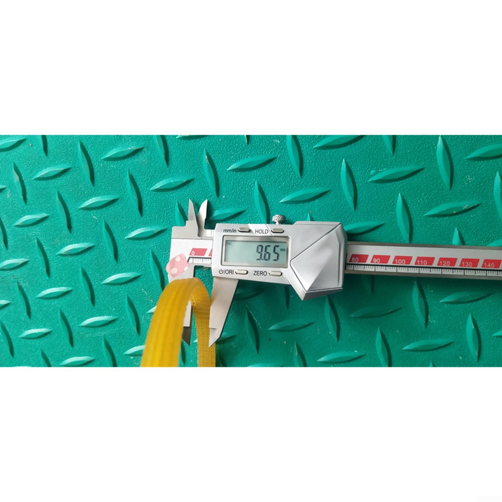 Cinghia di ricambio per sega a nastro, nastro trasportatore a nervatura a V, 340 mm, per seghe da 30,5 cm e 620 mm, per seghe per la lavorazione del legno da 12", materiale PU arancione (620 mm per 12