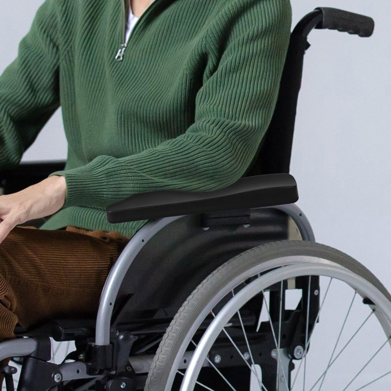 ibasenice 1par Reposabrazos para Silla de Ruedas Acolchado de Espuma Pu Cómodo Resistente al Agua y Fácil de Limpiar Almohadillas de Reemplazo Ergonómicas para Descanso de Codo Instalación