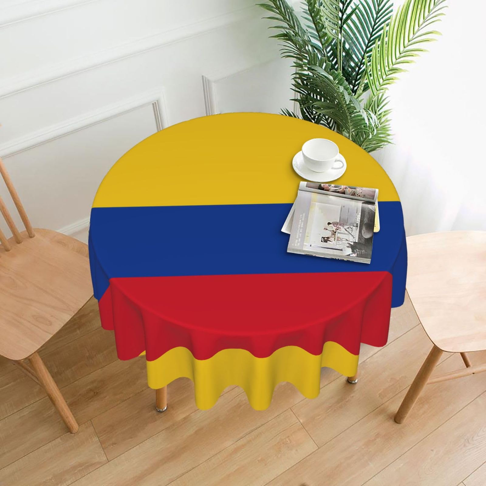 HJFCZH Flag of Colombia Prints Round Decorative Tablecloth 60in - High-Grade Polyester Throw for Dinners, Weddings & Everyday Use