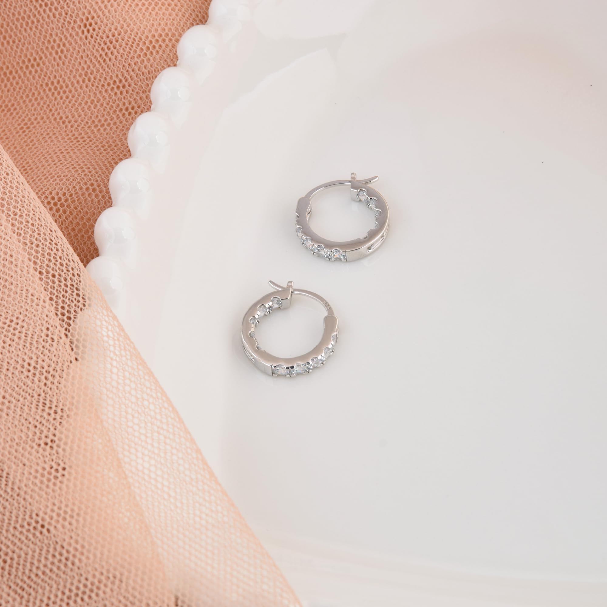 Silber Creolen für Frauen, 925 Sterling Silber Creolen mit Zirkonia, Ohrringe Sterling Silber 925 Creolen für Damen Creolen Durchmesser 15 mm 20 mm 25 mm 30 mm