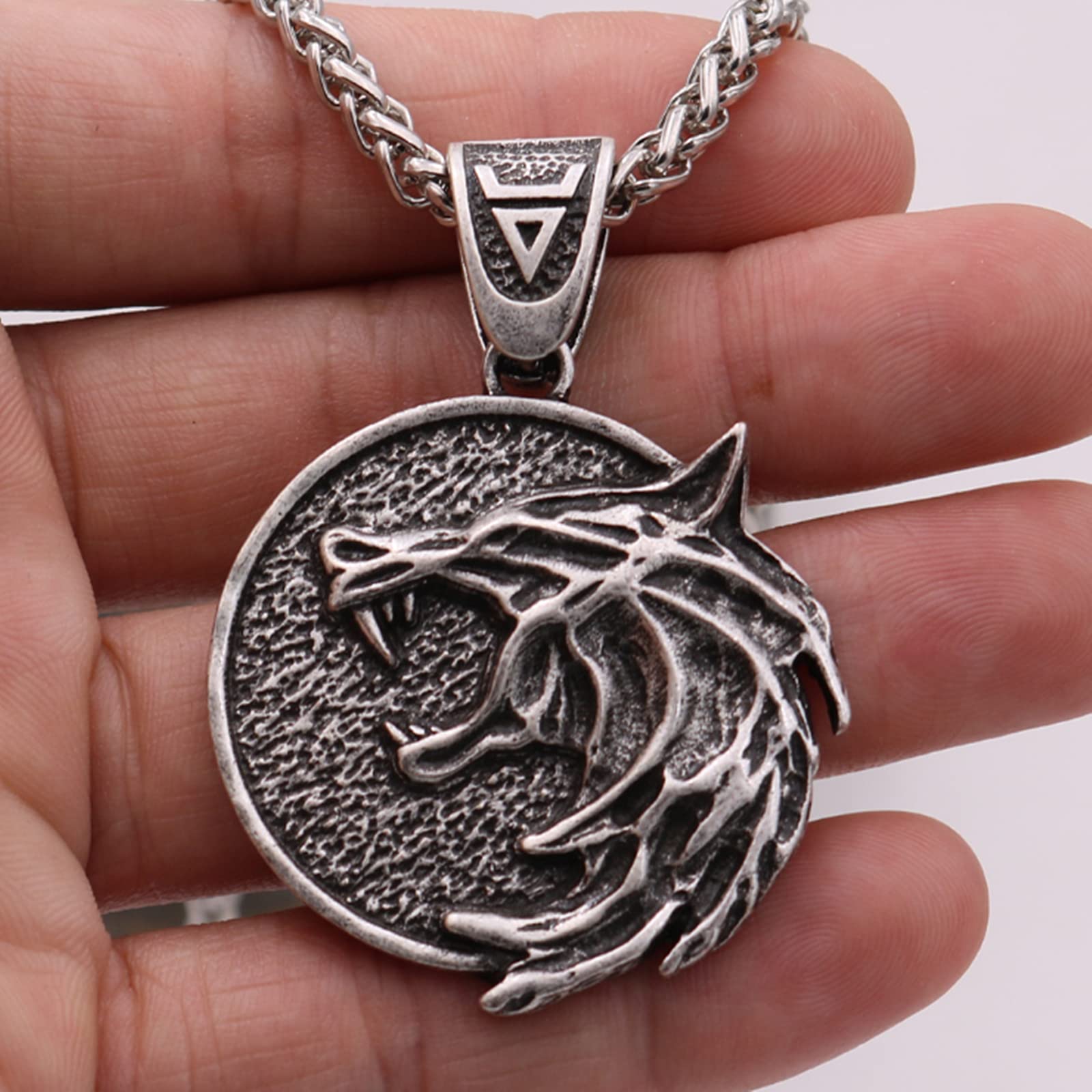 Collana di lupo vichingo nordico per uomo, collana con ciondolo a testa di lupo occhio verde con catena da 23,6, collana totem lupo retrò, collana amuleto di lupo antico gioielli Punk Lupo