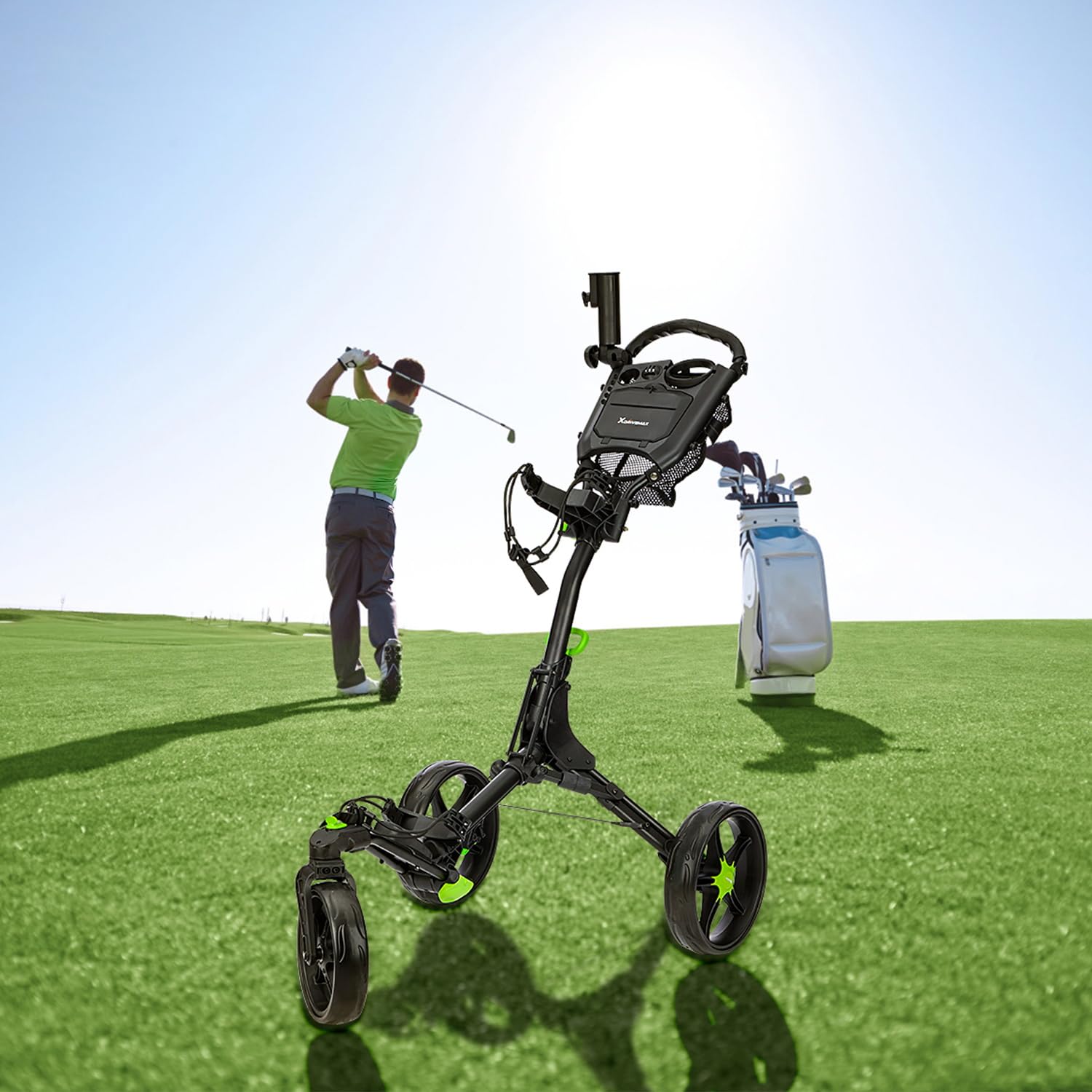 XDriveMax GC03 - Carro de golf giratorio 360 con 3 ruedas, plegable, con soporte para paraguas y compartimento de almacenamiento premium (verde)