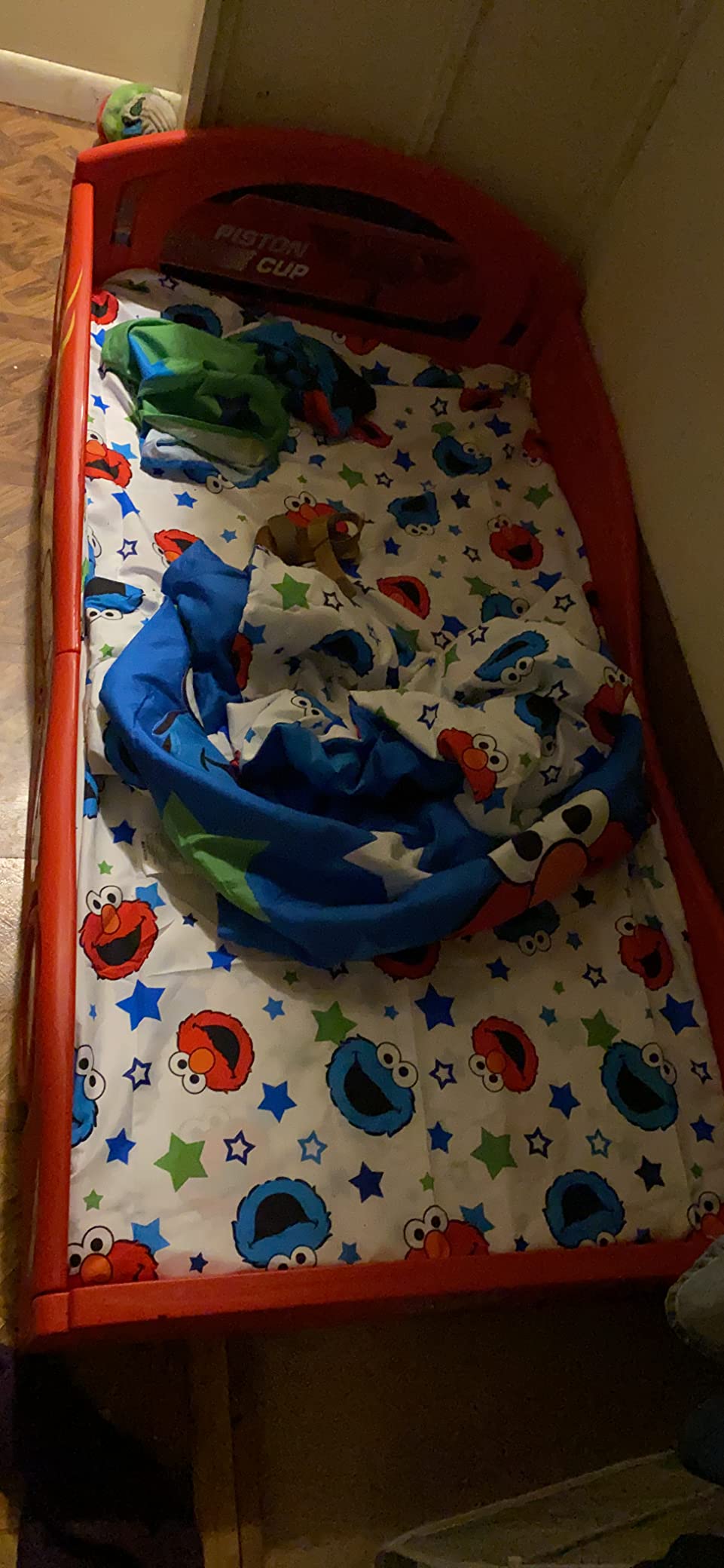 11/mo Finance Delta Children Disney Pixar Cars Lightning McQueen