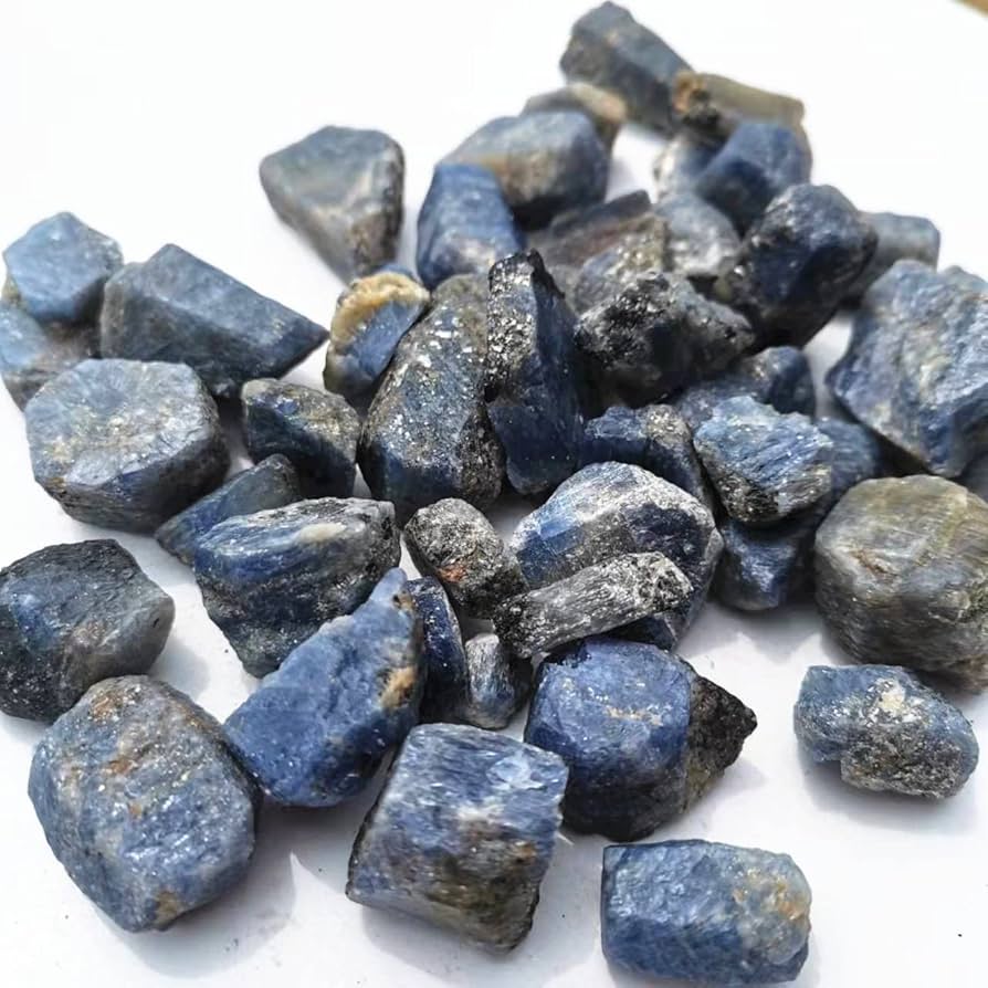 Amazon.co.jp: マダガスカル産の天然ブルー サファイア石原石