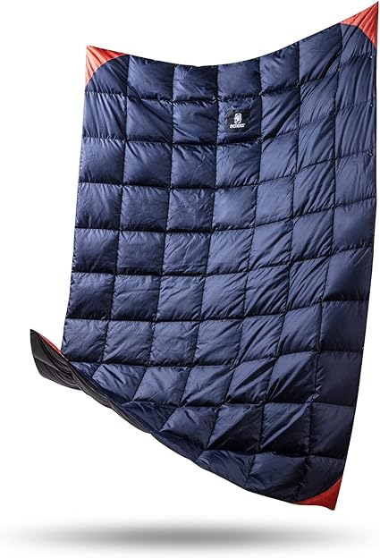 Amazon Co Jp Onetigris ダウンブランケット 195cm 135cm マルチブランケット 防寒 キャンプ アウトドア ひざ掛け 掛け布団 車中泊 超軽量 テント用キルト 柔らかい 暖かい コンパクト 収納袋付き 青 スポーツ アウトドア