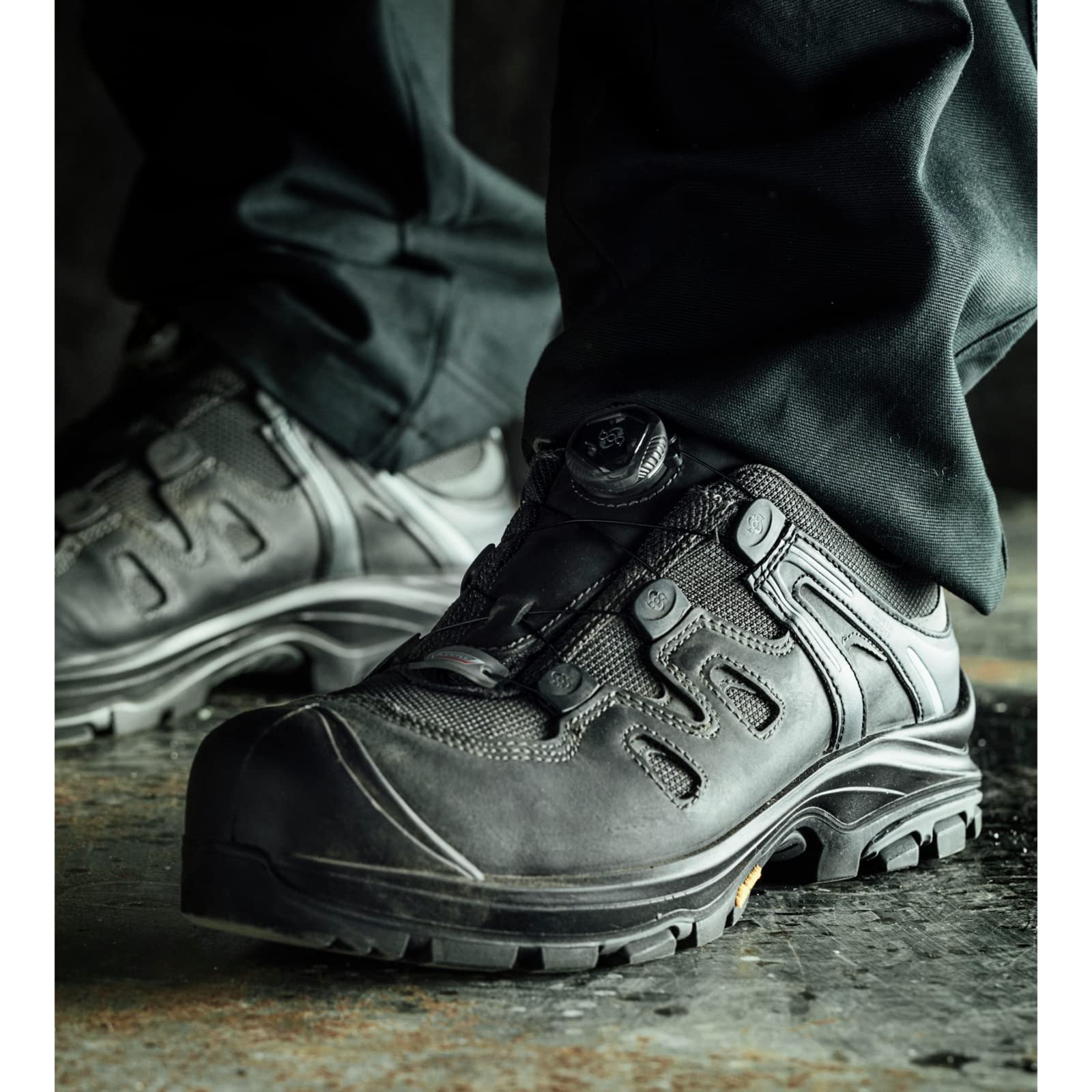 WÜRTH MODYF Sicherheitsschuhe S3 SRC Techno Flexitec in anthrazit grau - Arbeitsschuhe für Herren und Damen - mit Metallelementen & wasserabweisend - in den Größen 38-47