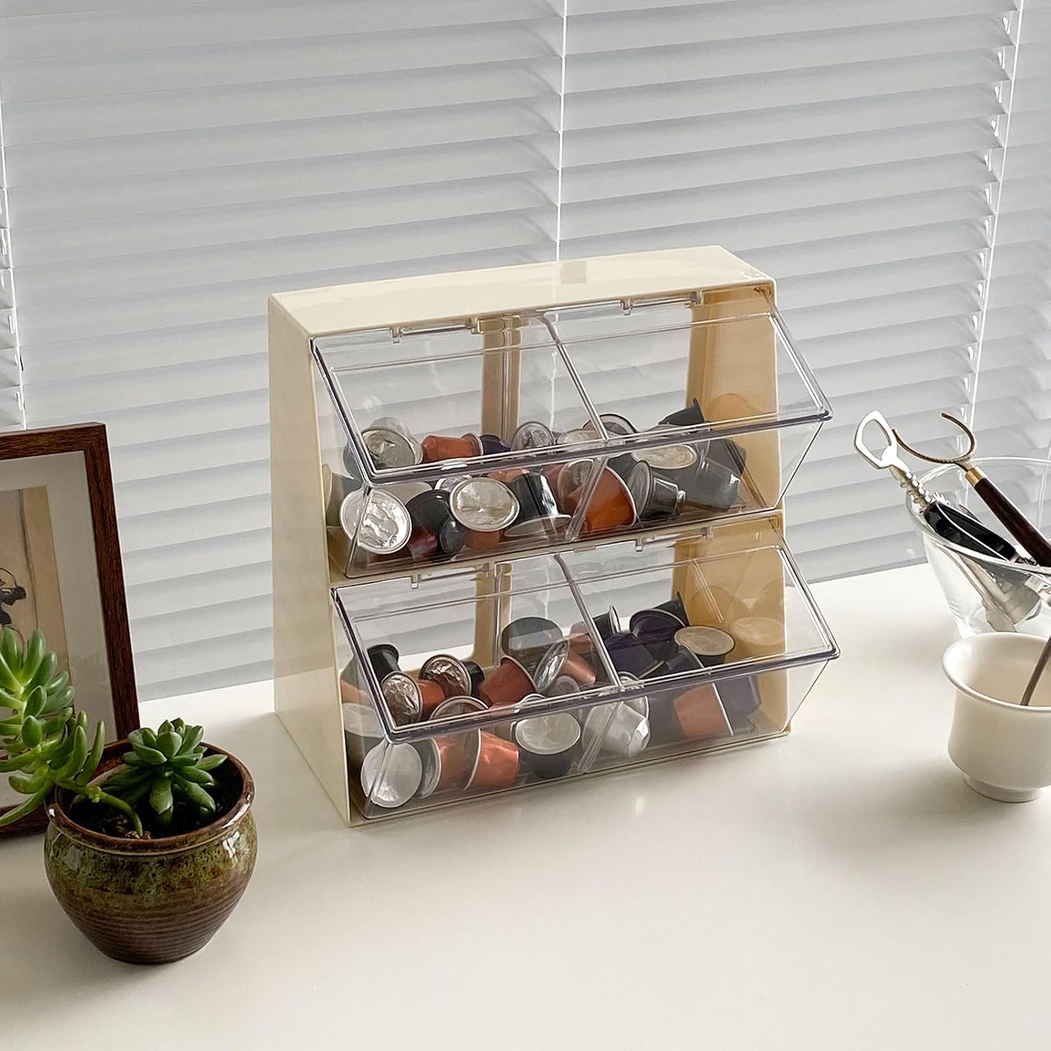 Large Coffee and Tea Organizer with Lid, Plastic Creamer Holder for Coffee Bar, Coffee Accessories Storage Box for K Cups, Coffee Pod, Sugar Bags, Drinking Straw (White)