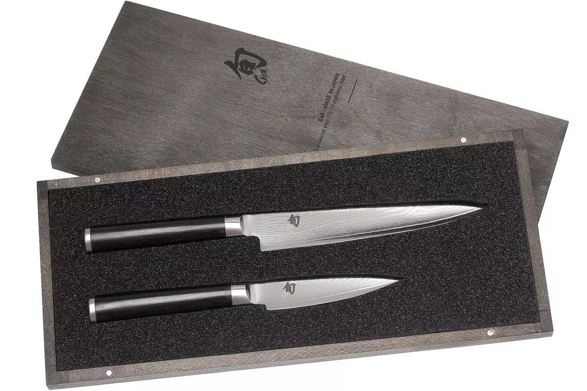 KAI Shun Classic set di coltelli da cucina giapponesi 2 pezzi - Coltello multiuso lunghezza lama 15 cm + Coltello da officina lunghezza lama 9 cm - Coltelli damascati 32 strati VG MAX Core - 61 (±1)