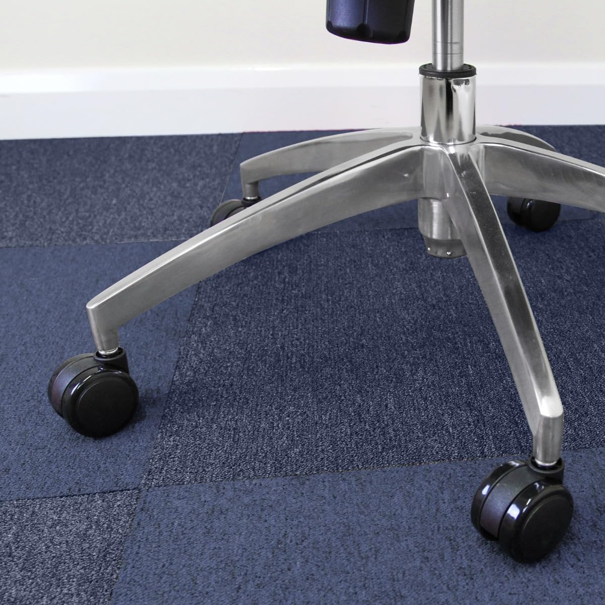Teppichfliesen, 40 Stück, Sturmblau, 10 m², strapazierfähig, für Gewerbe, Geschäft, Büro, Zuhause, Haushalt, Premium-Bodenbelag, einfache Installation, 50 cm x 50 cm, quadratisch, rutschfest