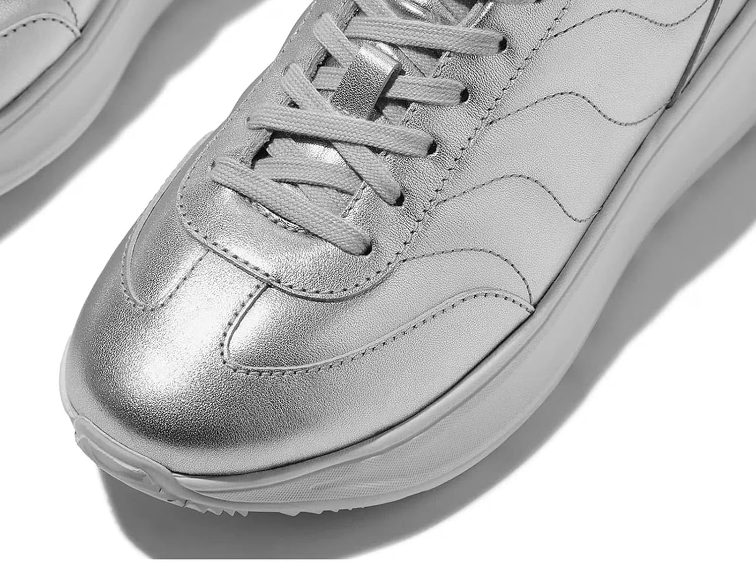 FitFlop Women's F-Mode T-Toe Wave Metallic-Leather Sneakers
