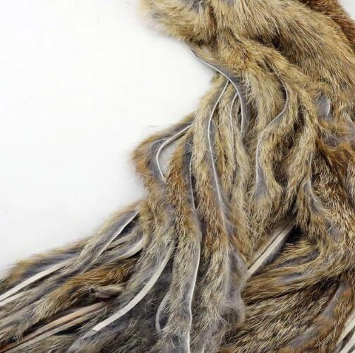 WellieSTR 1 Meter (Nature Tan) Half Skin Fly Tying Rabbit Zonker Strips 5mm Width pre-Cut Rabbit Fur Strips for Zonker Style Fly Fishing Streamers