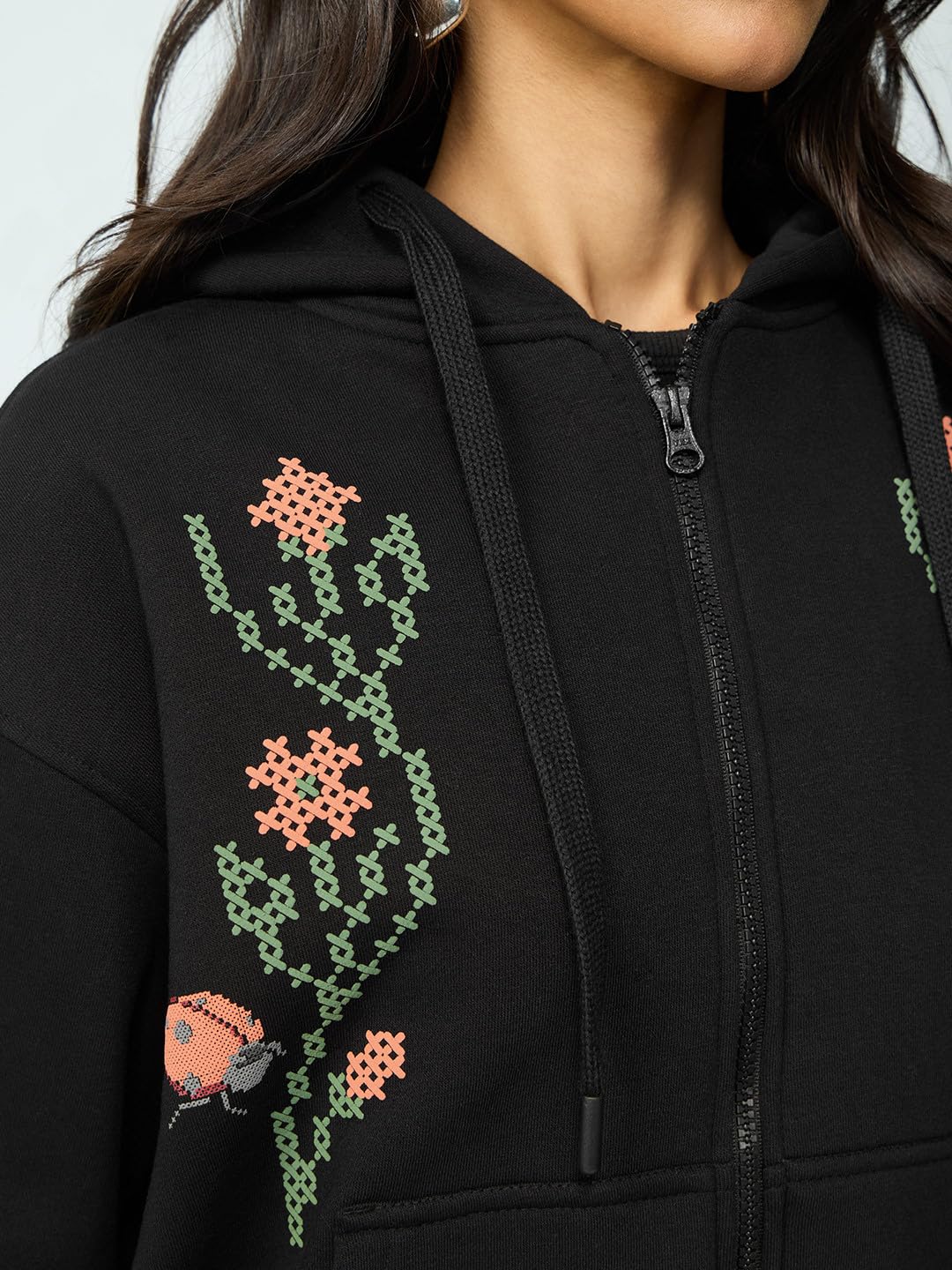 The Souled Store Ladybug damski i dziewczęcy kaptur z długim rękawem, szyja, czarna, grafika, nadruk z mieszanką bawełny, Drop Shoulder Streetwear, modna bluza z kapturem, oversize, morski chrząszcz