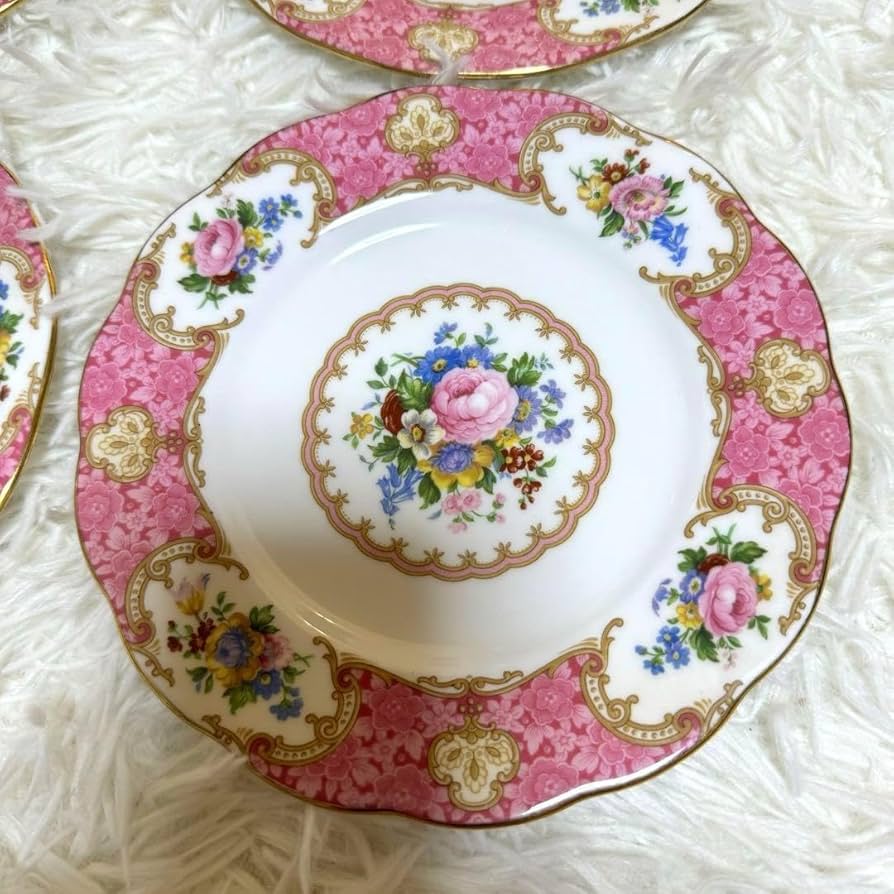 ROYAL ALBERT ロイヤルアルバートレディカーライルお皿18cm ROYAL ALBERT ロイヤルアルバートレディカーライルお皿18cm