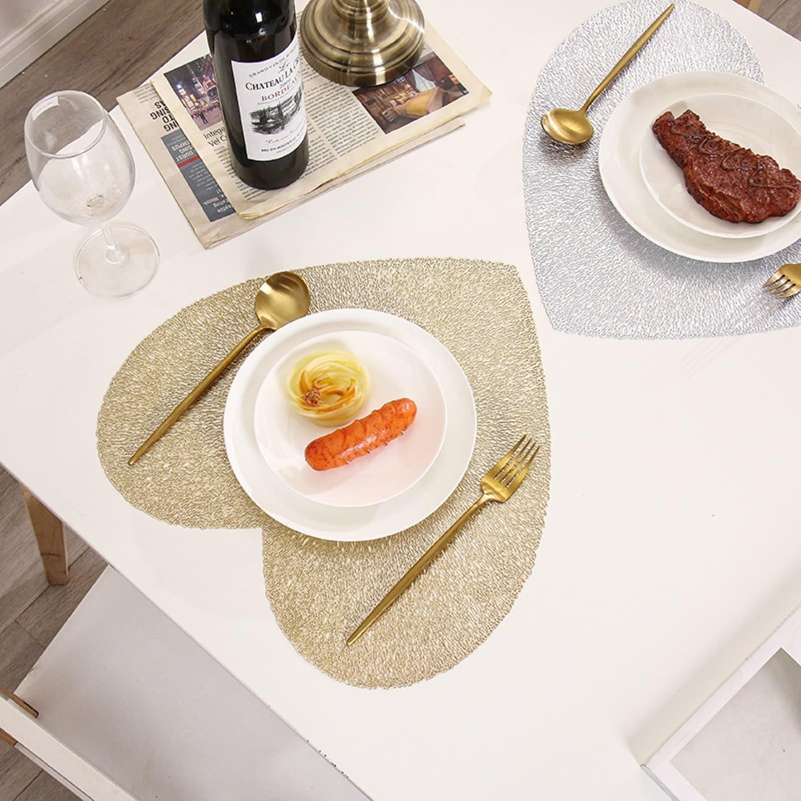 Set di 10 tovagliette vintage retrò 38 x 39 cm, set da tavola vintage cena a motivo di cuore cavo di lusso in PVC, oro