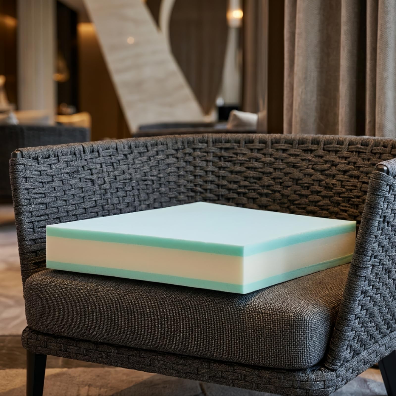 Schaumstoff Sitzkissenauflage für Couch mit Kern als Druckmindernde Unterlage für Erholsames Sitzen Und Einfaches Zuschneiden für Individuelle Passform, 56x56x15cm
