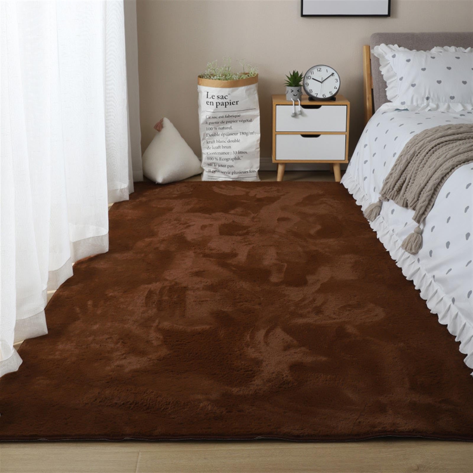 Tapis à longue peluche antidérapant GueTTO pour sécuriser et isoler le sol