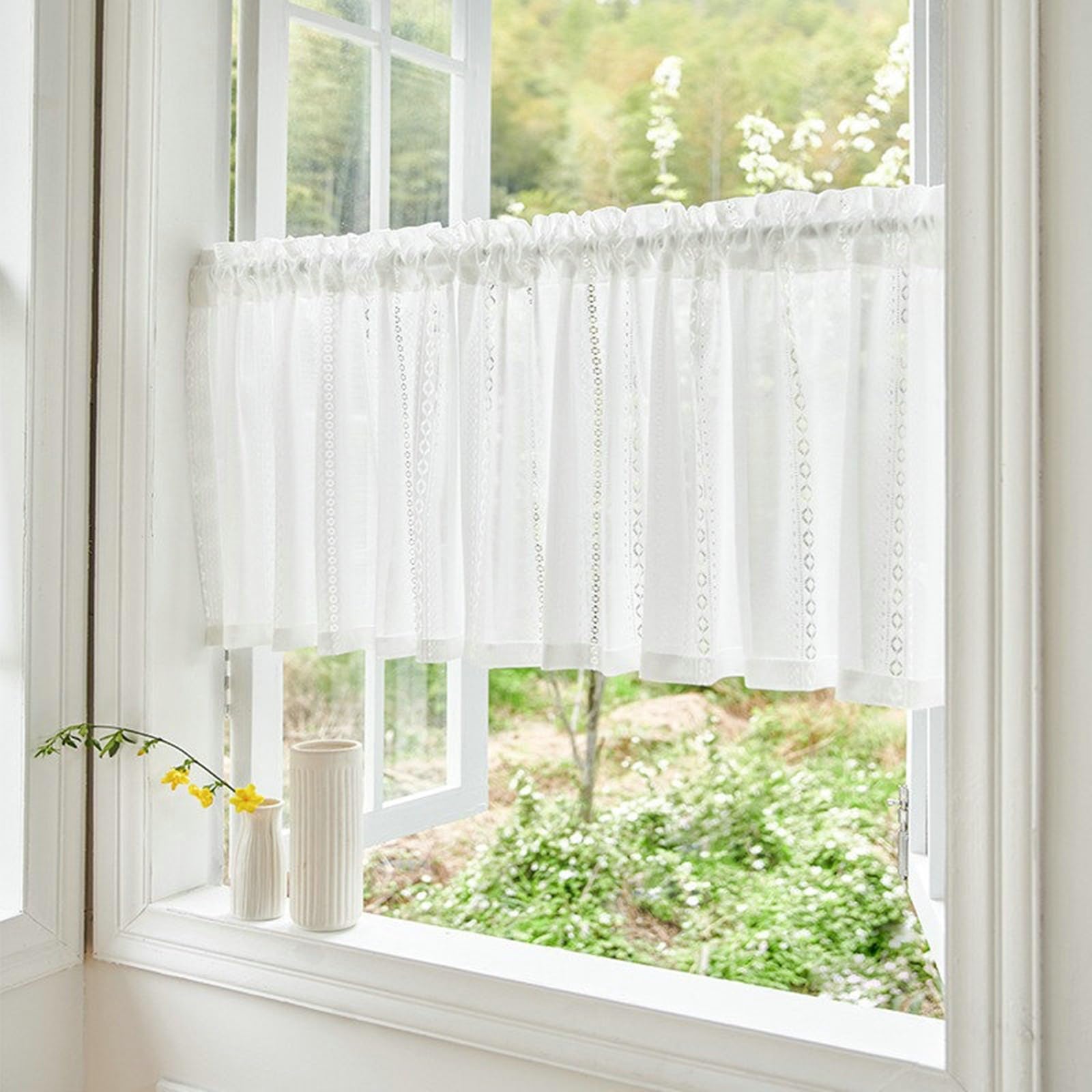 Whoiy Rideau Court pour Meuble Blanc 1 Pièce, Petit Rideau Voilage Semi Transparent Passe Tringle Broderie Couleur Unie Rideau pour Placard Bas de Cuisine Dentelle 200x120cm Whoiy Rideau Court pour Meuble Blanc 1 Pièce, Petit Rideau Voilage Semi Transparent Passe Tringle Broderie Couleur Unie Rideau pour Placard Bas de Cuisine Dentelle 200x120cm