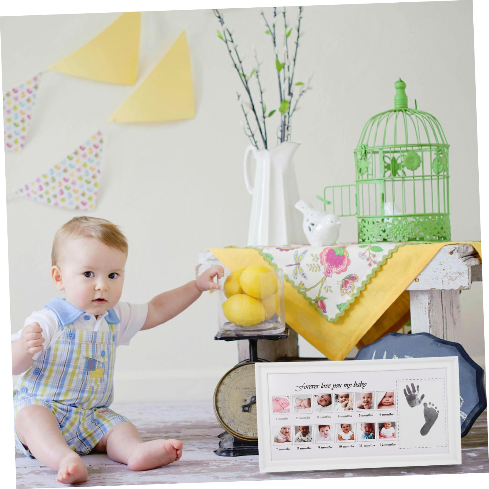 Portafoto Impronte Mani e Piedi Neonata 12 Mesi Bianco | Pp e Pvc, Esposizione da Tavolo, Regalo per Genitori di Neonati, Stile Semplice ed Elegante