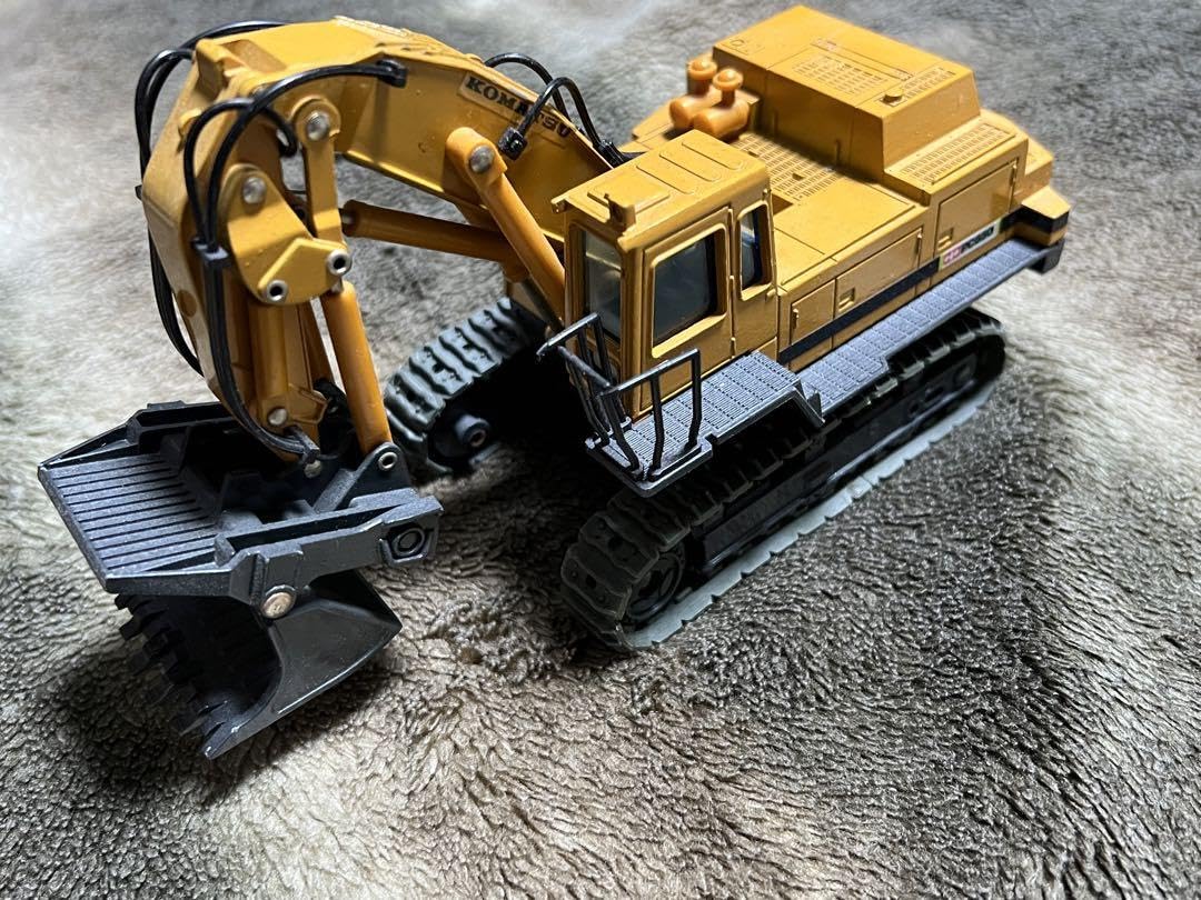 KOMATSU 建設機械　PC650 LOADING SHOVEL 重機 Amazon.co.jp: KOMATSU 建設機械 PC650 LOADING SHOVEL 重機 : おもちゃ