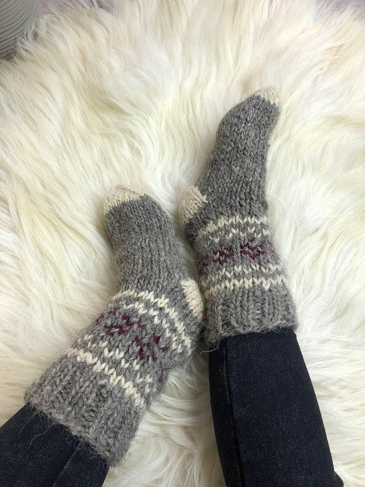 Amazon.com: Handmade 100% Sheep Gray Wool Socks | Extra  display picture 1
