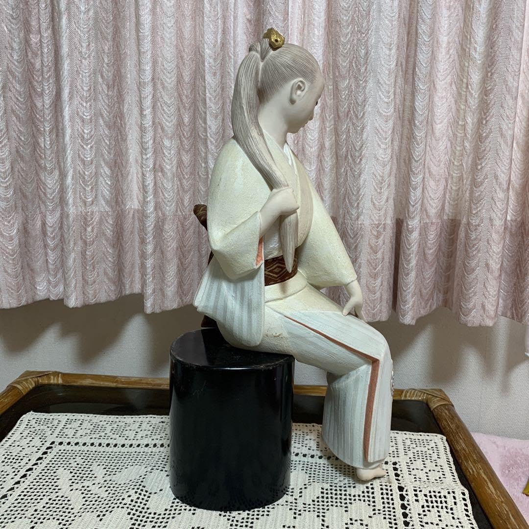 早春 西頭哲三郎 作 日本人形Japanese doll