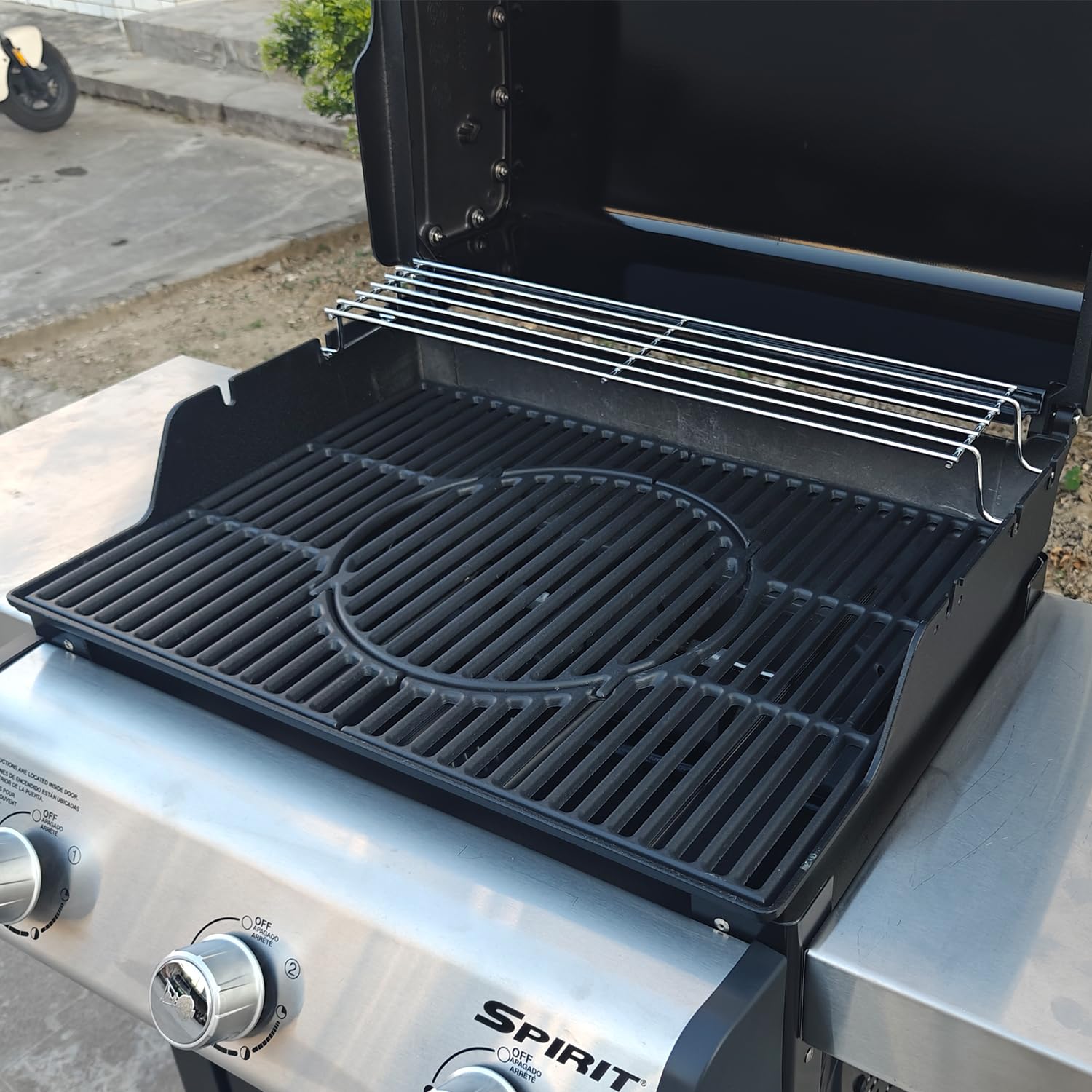 GFTIME 44,5 x 30,2 cm 7638 Griglie in ghisa per barbecue Weber Spirit I & II E/S-310 320 330 (con pulsanti di comando anteriori), Genesis 1000-5000, Genesis Gold/Silver/Platinum B/C, 7527 7639 Griglia
