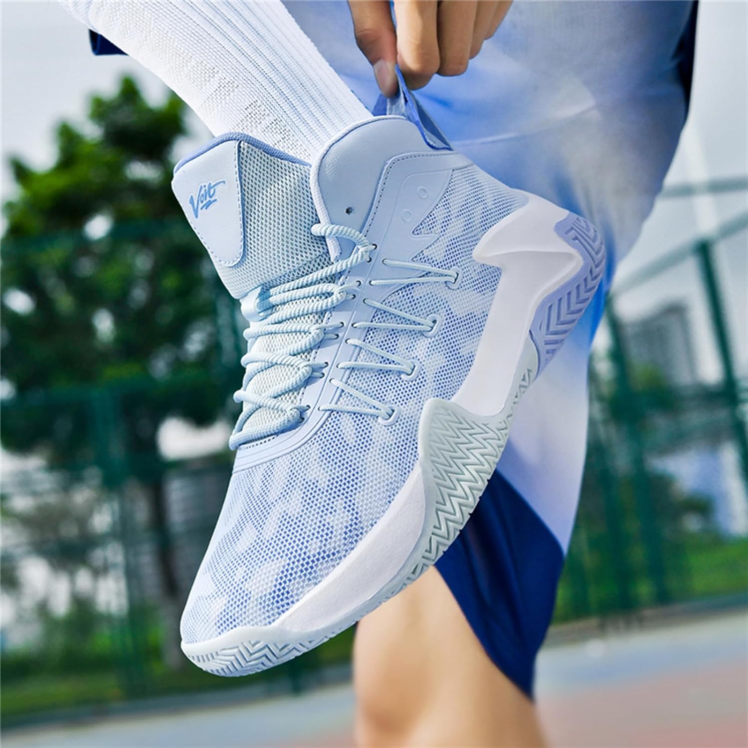 Men's Anti-Slip Shock-Absorbing Breathable Lace-Up High-Top Basketball Shoes Mesh Lightweight Casual Sports Shoes Suitable for Daily Outdoor Sports
