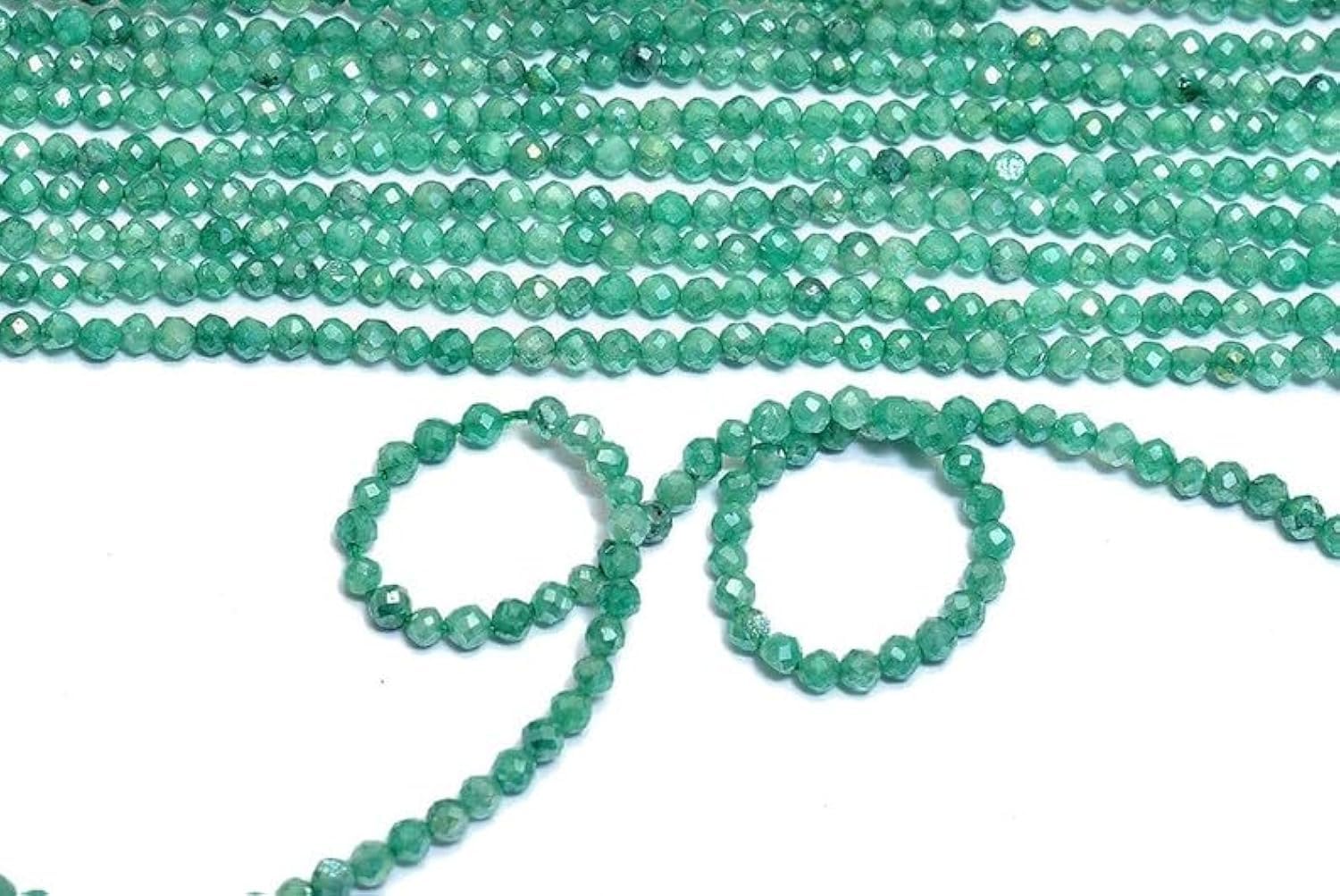 Pierre de lune verte perles 2mm régulières sans défaut pour enfilage de bijoux fins