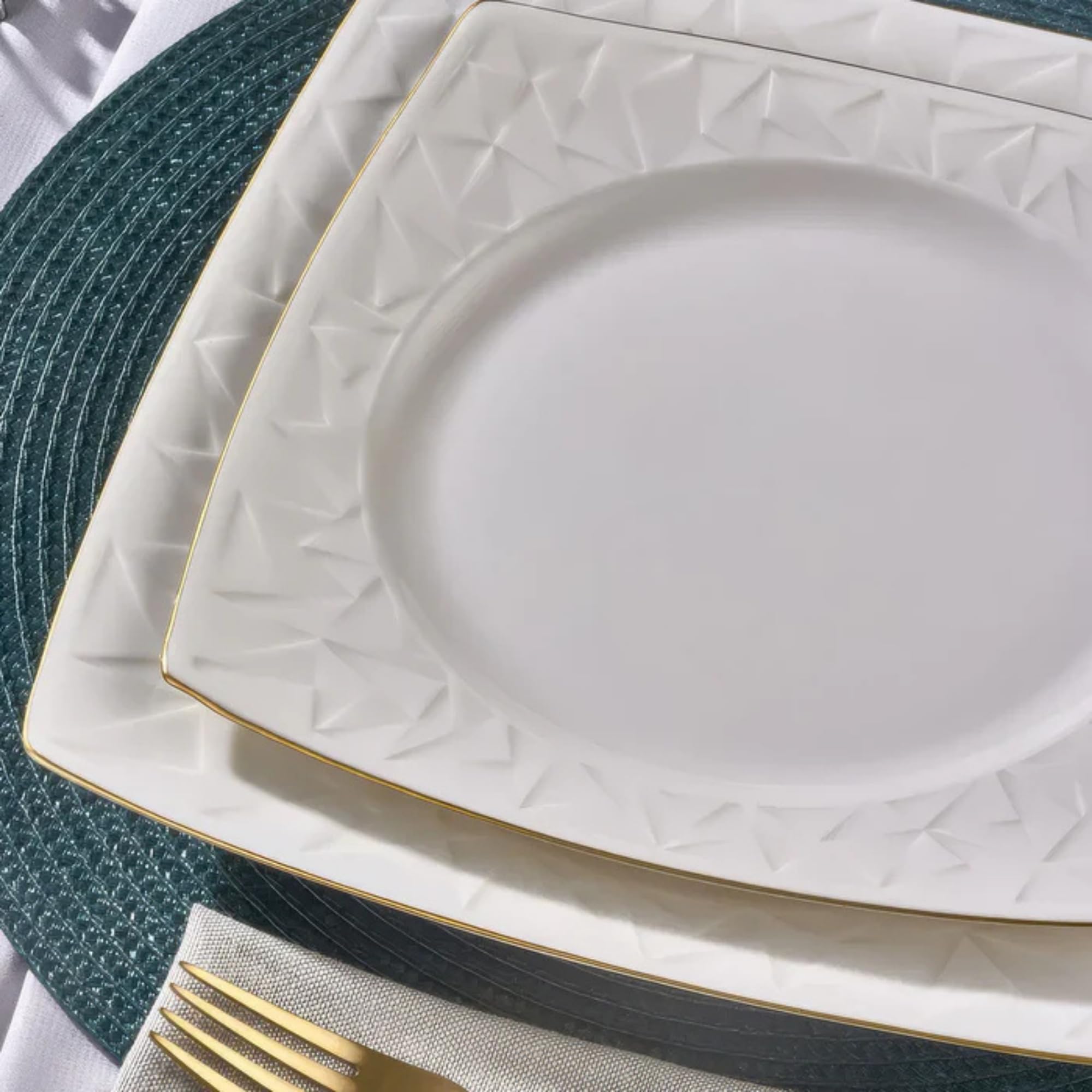 NORDIC SCHILLER Tafelservice, Bone Porzellan, Weiß, 30-tlg., 6 Personen | Vivente Series, Reliefdekor, Essteller, Dessertteller, Suppenschalen, Servierplatten, Salz- & Pfefferstreuer